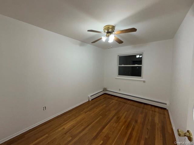 #1 photo, 1020 Throggmorton Avenue, Bronx , NY 10465