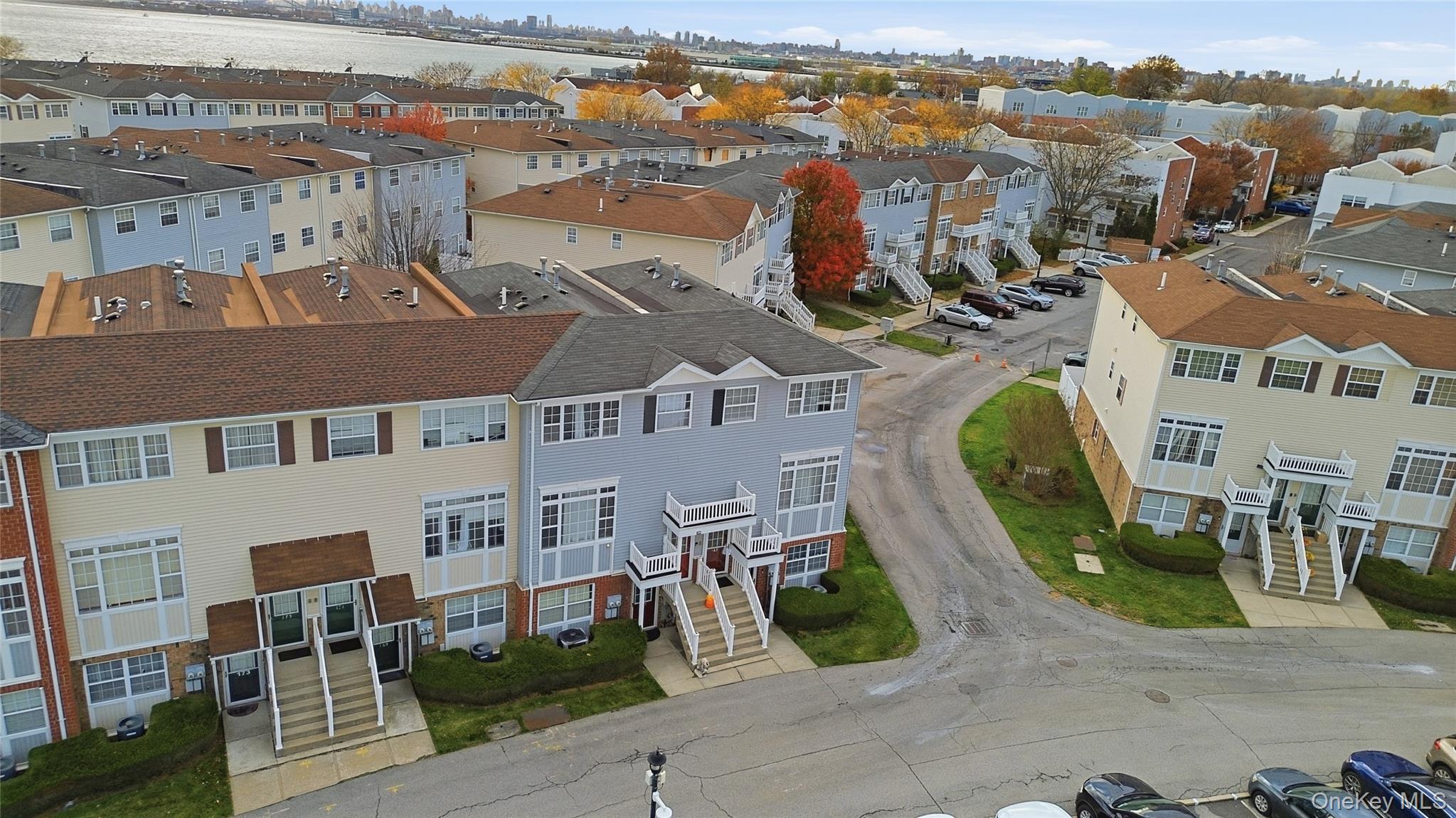 #9 photo, 163 Surf Drive, Bronx , NY 10473