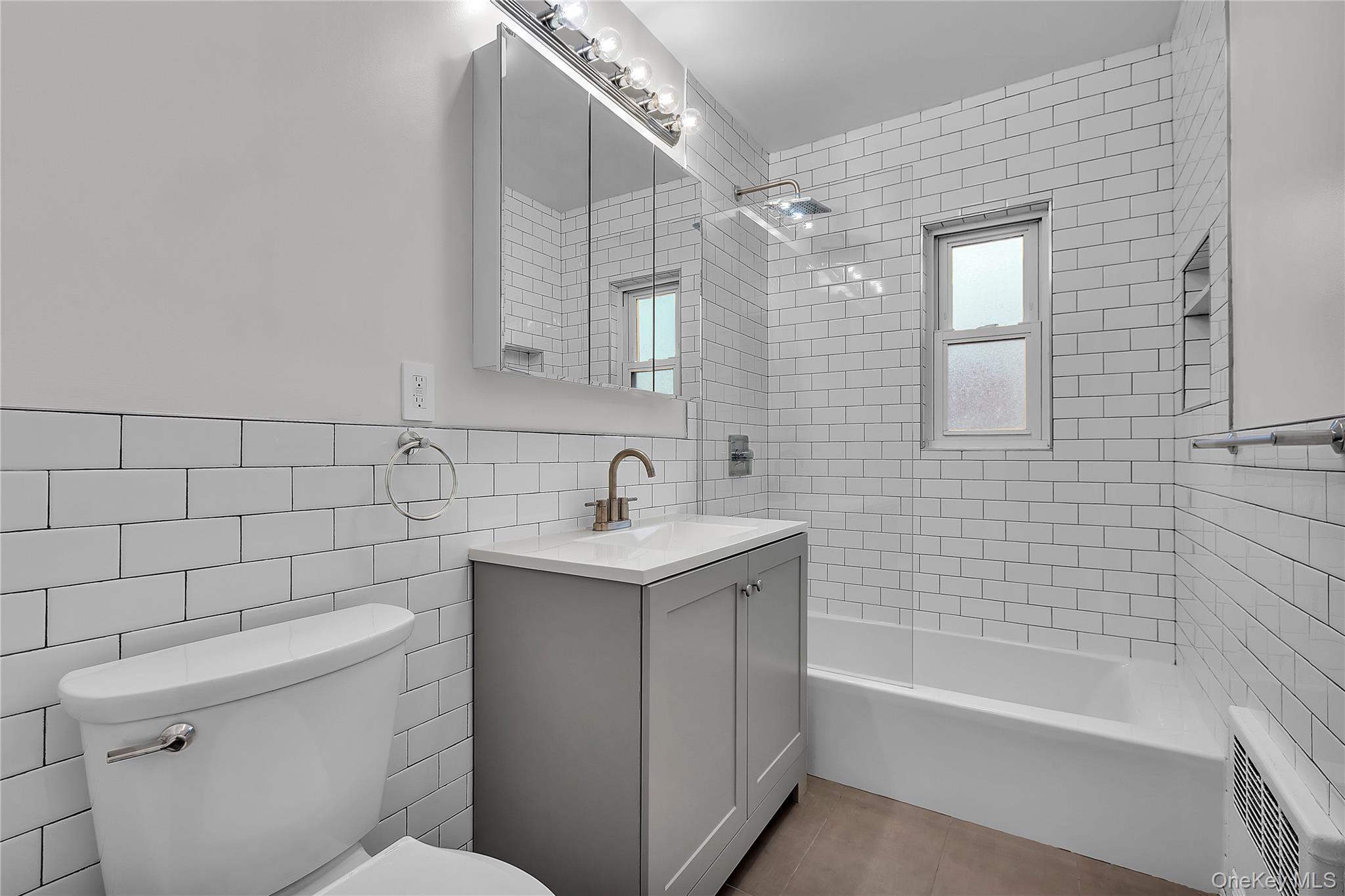 #14 photo, 2709 Tenbroeck Avenue, Bronx , NY 10469