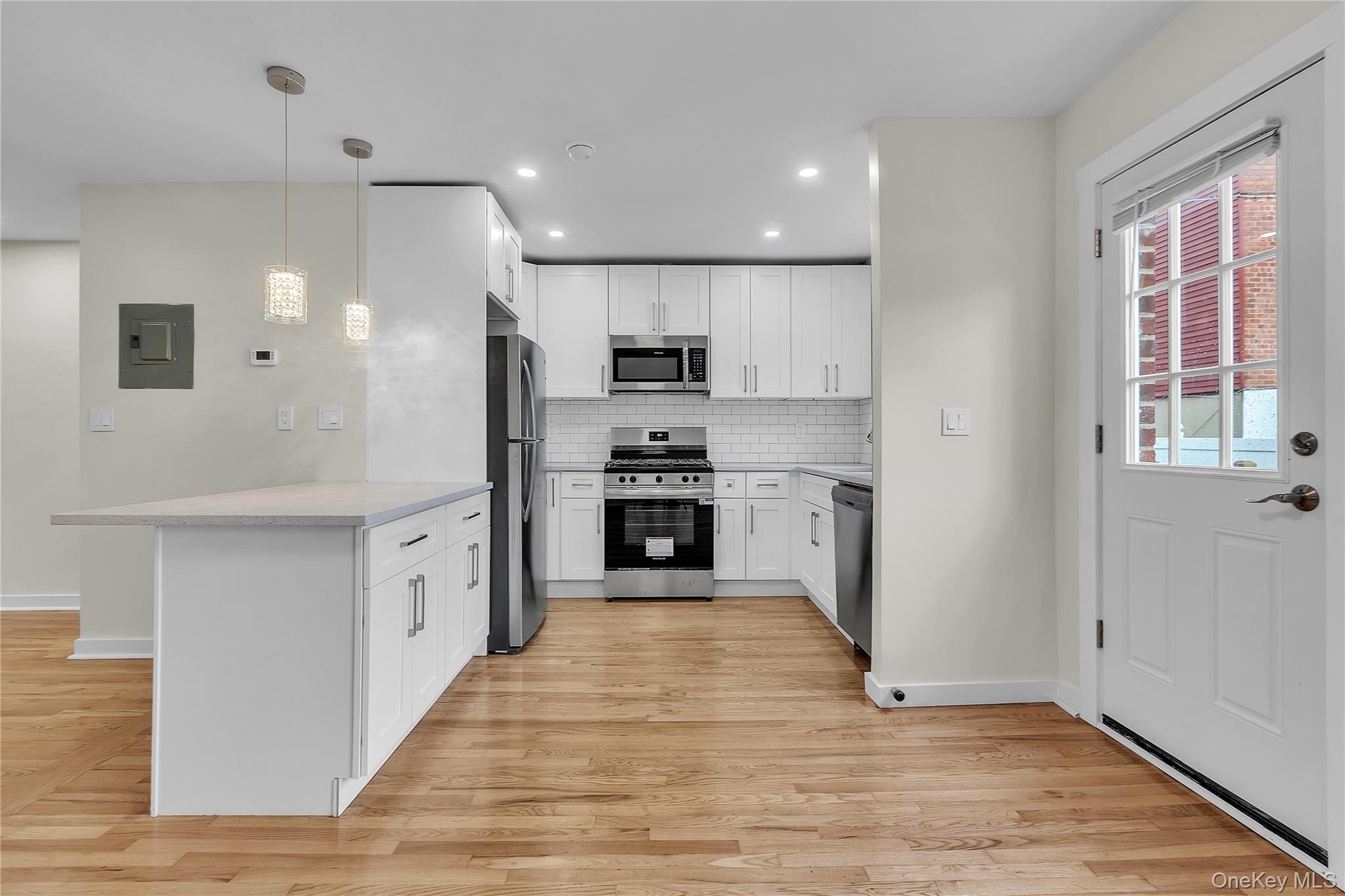 #5 photo, 2709 Tenbroeck Avenue, Bronx , NY 10469