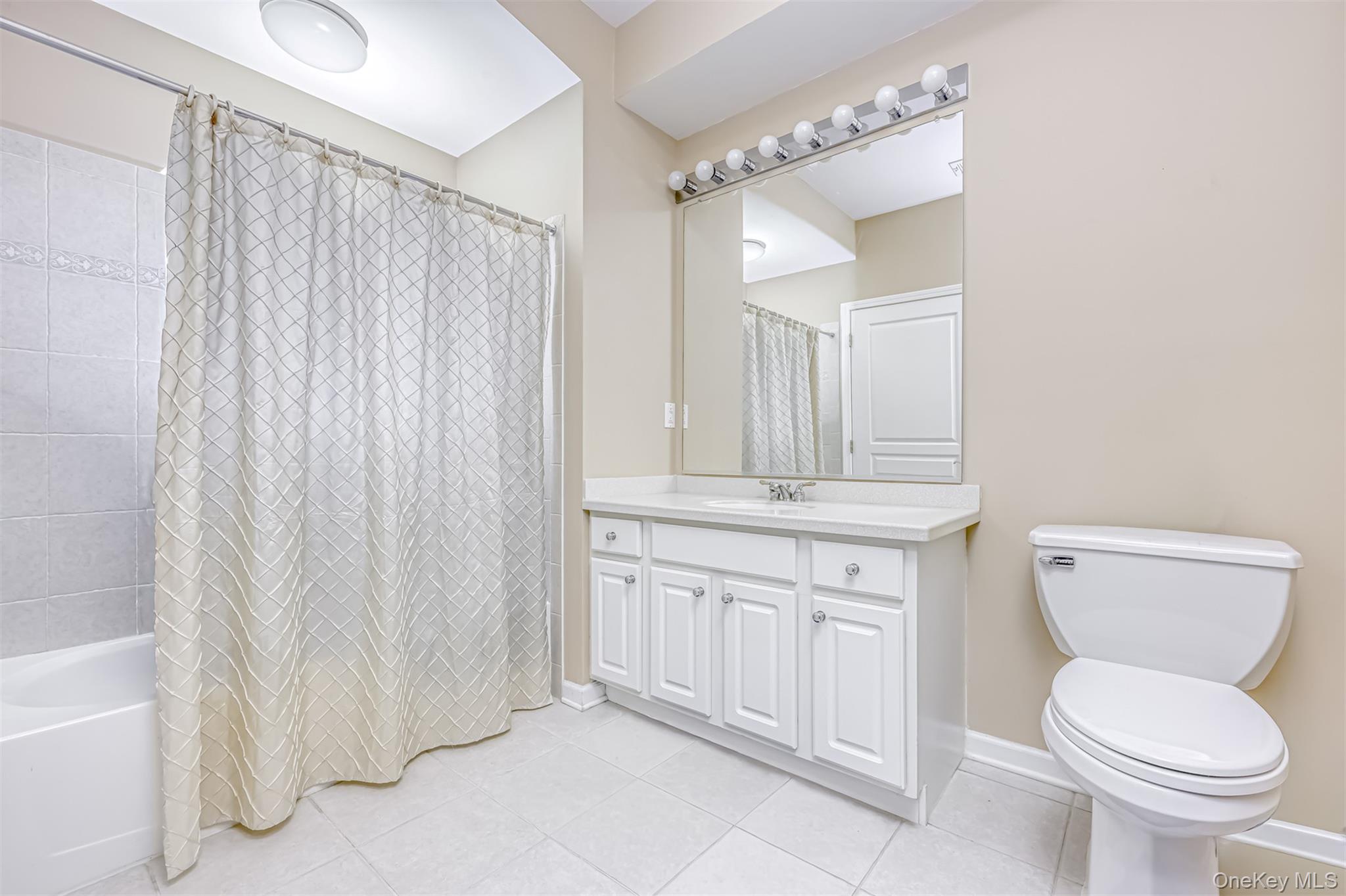 #12 photo, 26 N De Baun Avenue, Suffern , NY 10901