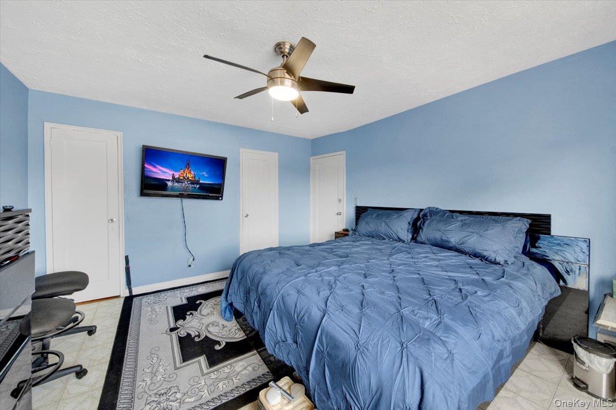 #14 photo, 3302 Colden Avenue, Bronx , NY 10469