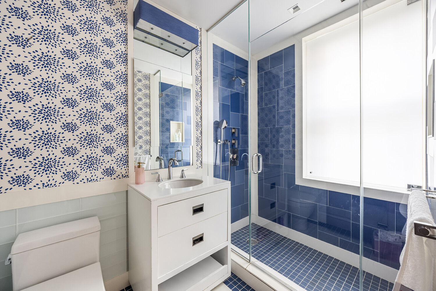 #18 photo, 28 E 70TH Street, Lenox Hill , NY 10021