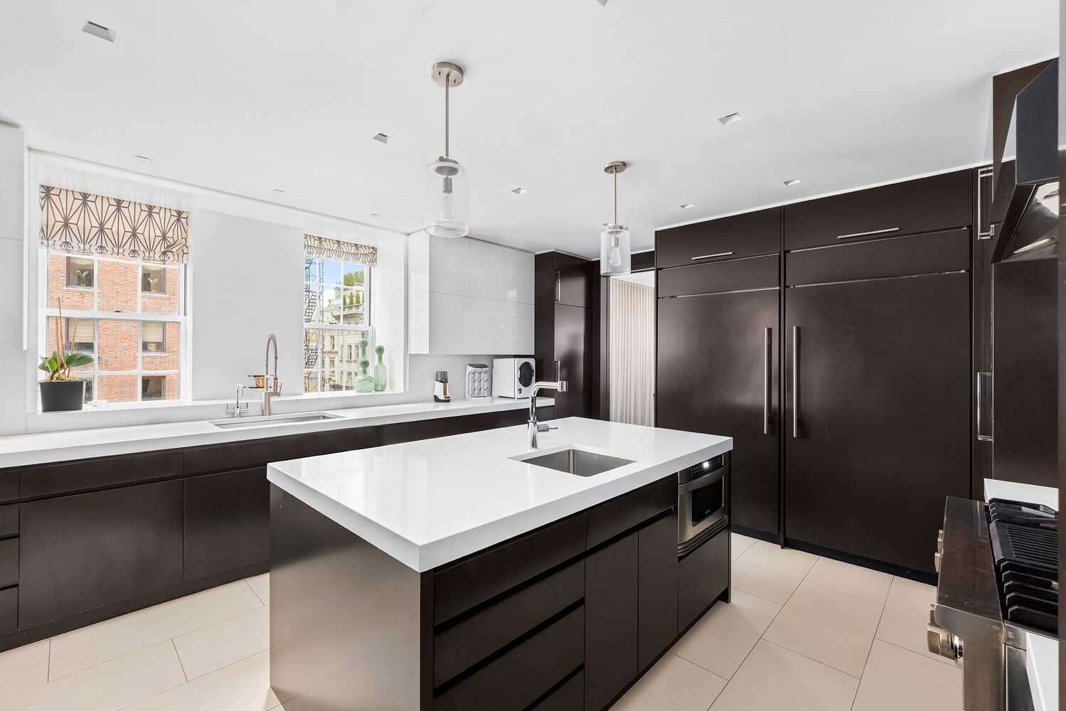 #8 photo, 28 E 70TH Street, Lenox Hill , NY 10021