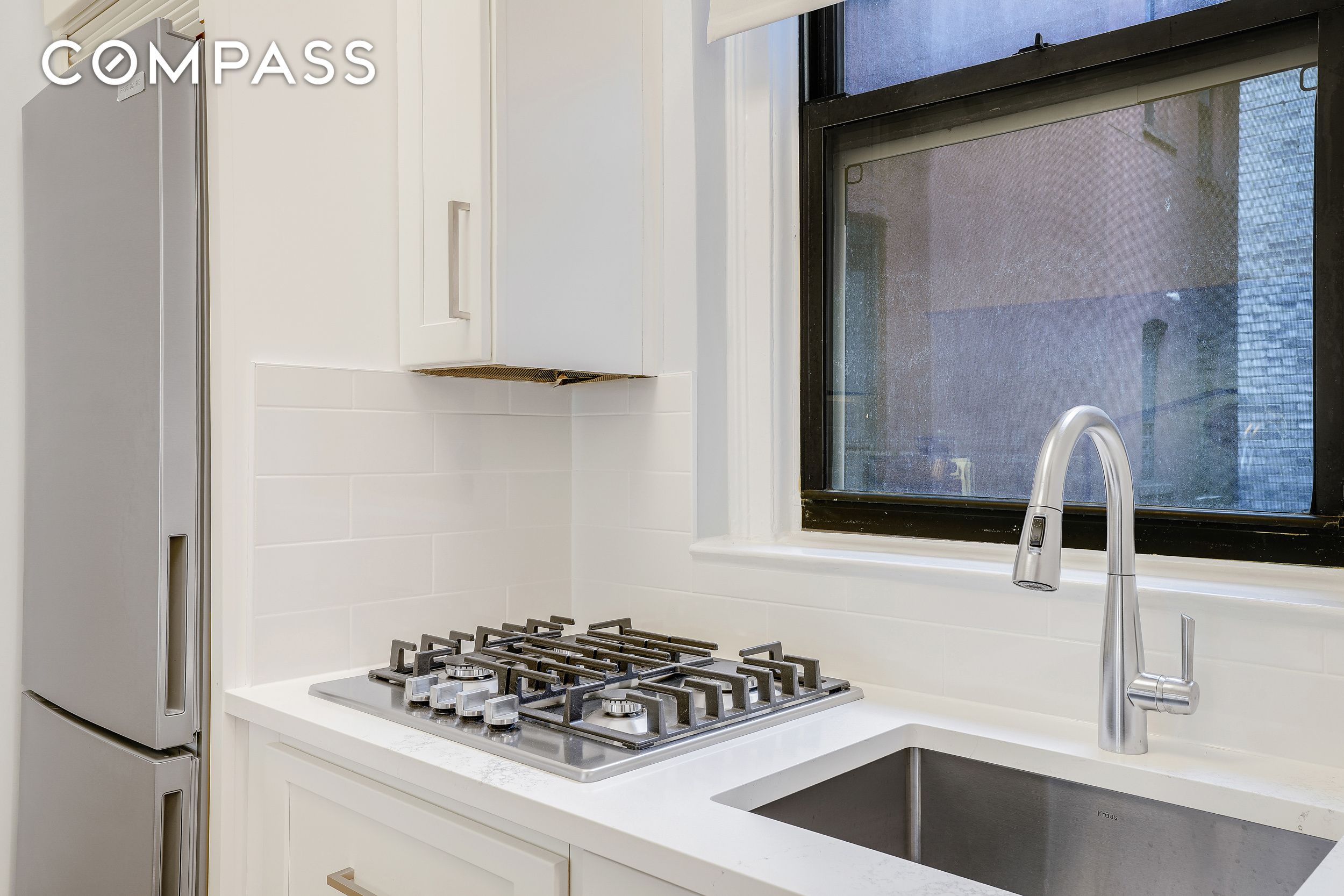 #9 photo, 129 W 89th Street, Upper West Side , NY 10024