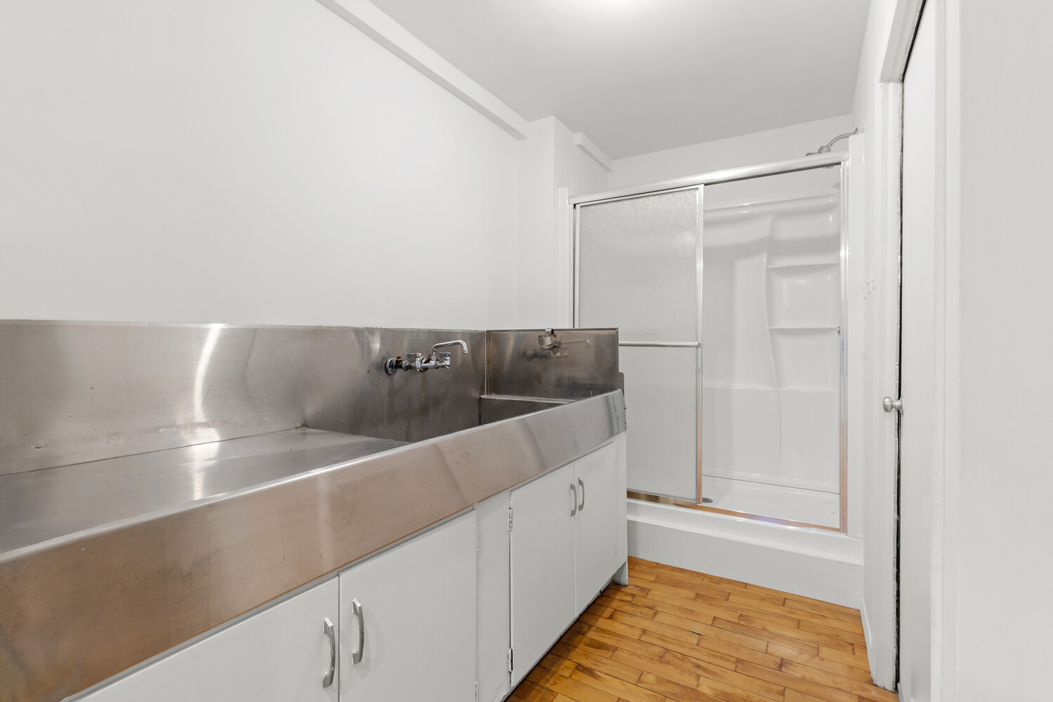 #12 photo, 712 BROADWAY, NoHo , NY 10003