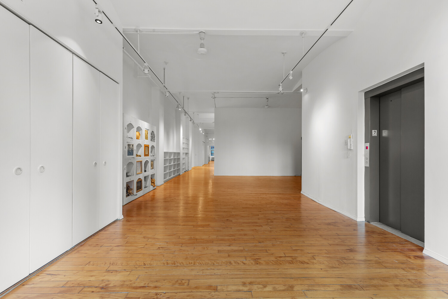 #7 photo, 712 BROADWAY, NoHo , NY 10003