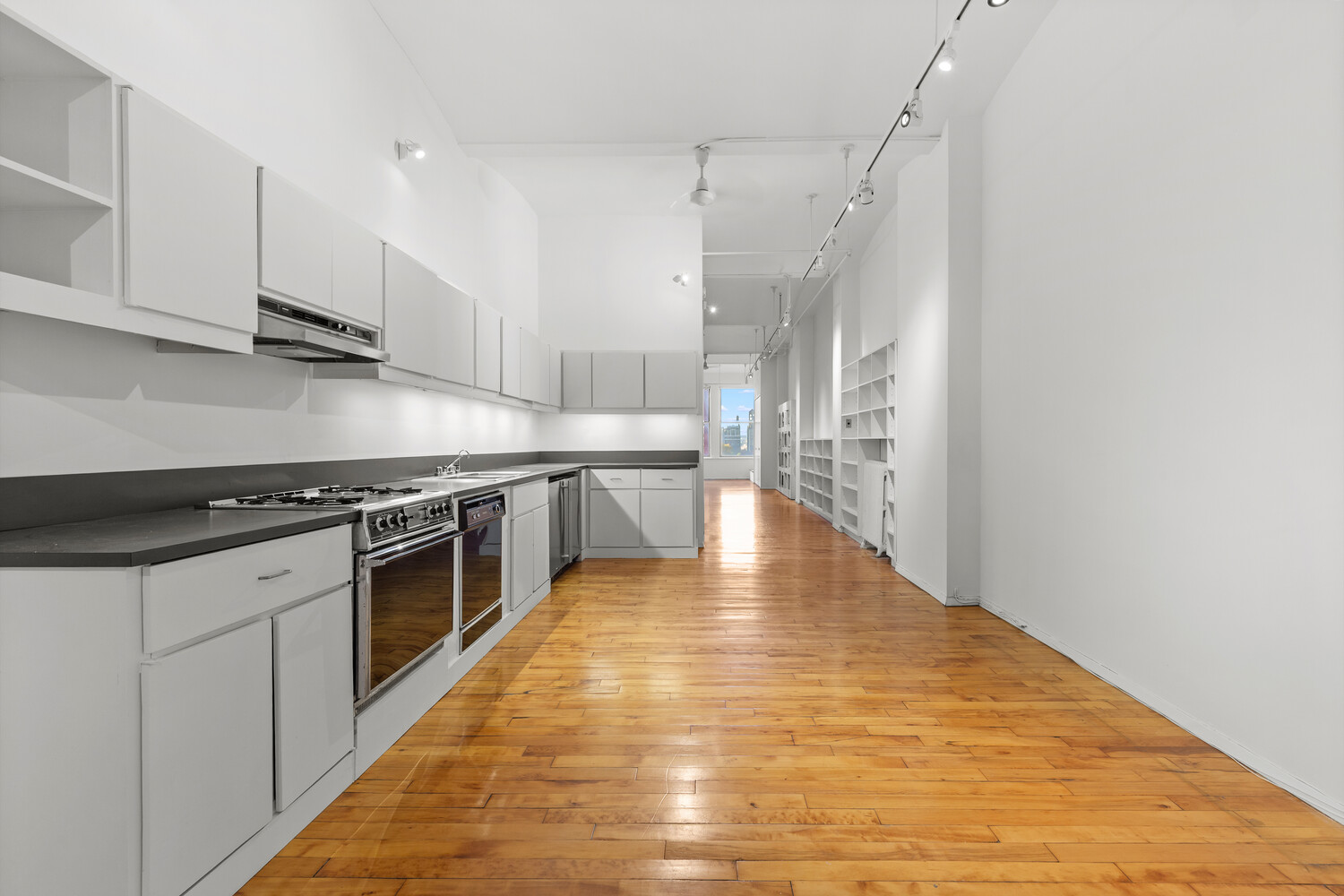 #9 photo, 712 BROADWAY, NoHo , NY 10003