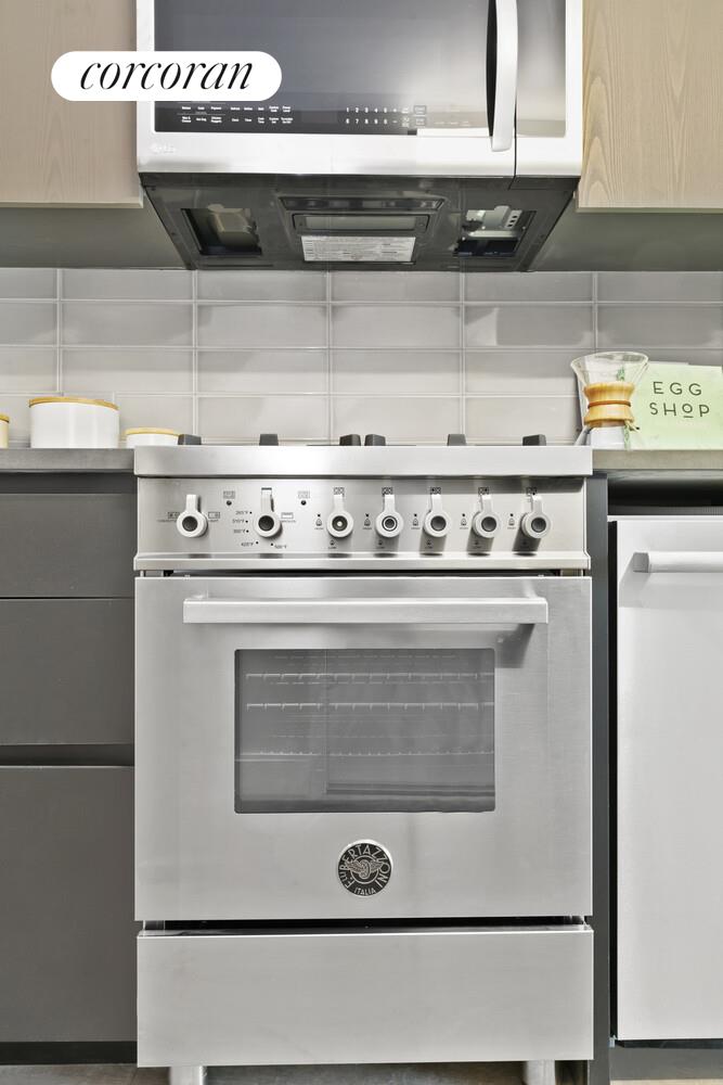 #11 photo, Brooklyn, Williamsburg,South , NY 11249