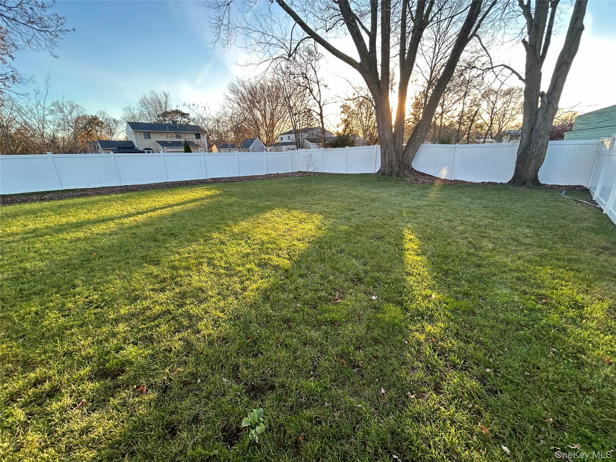 #19 photo, 7 Heather Court, Centereach , NY 11720