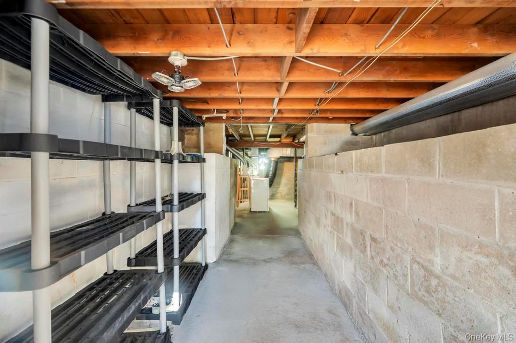 #17 photo, 14 Weichers Street, Ronkonkoma , NY 11779