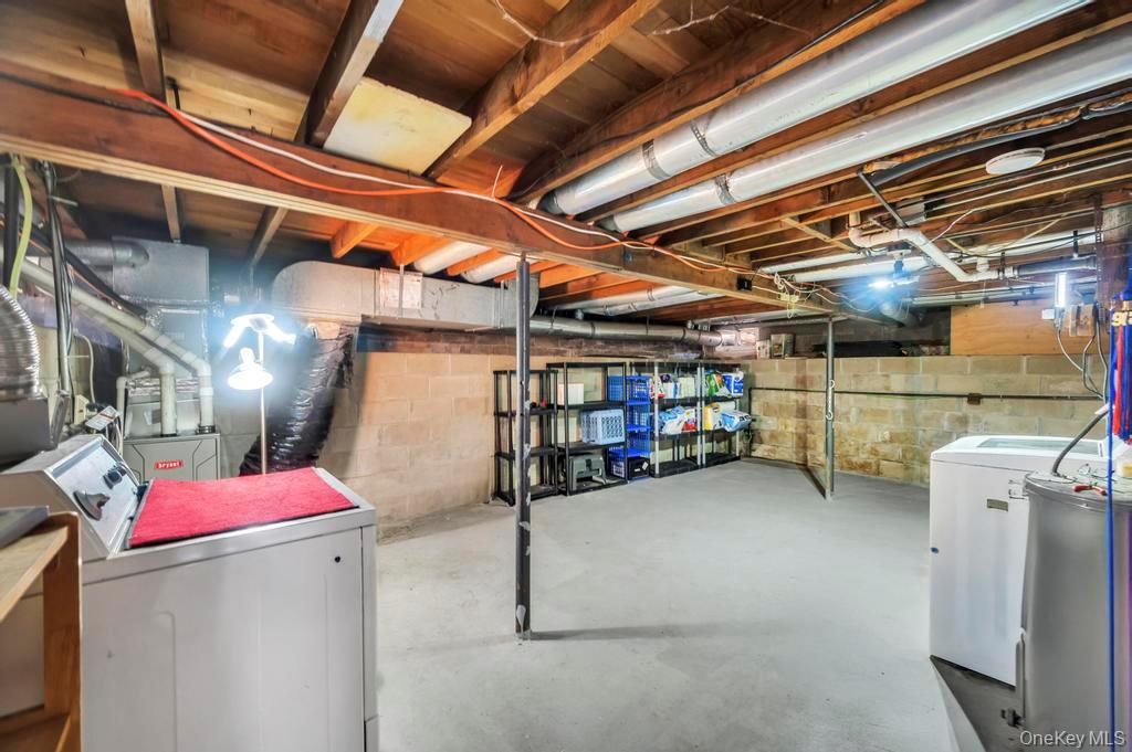 #18 photo, 14 Weichers Street, Ronkonkoma , NY 11779