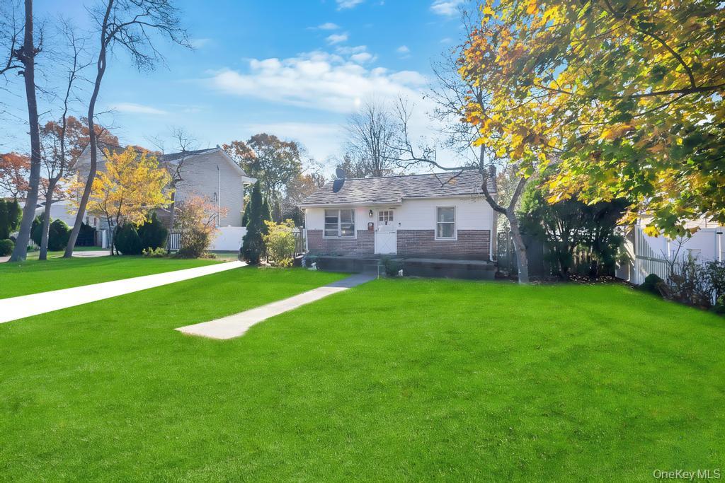 #2 photo, 14 Weichers Street, Ronkonkoma , NY 11779