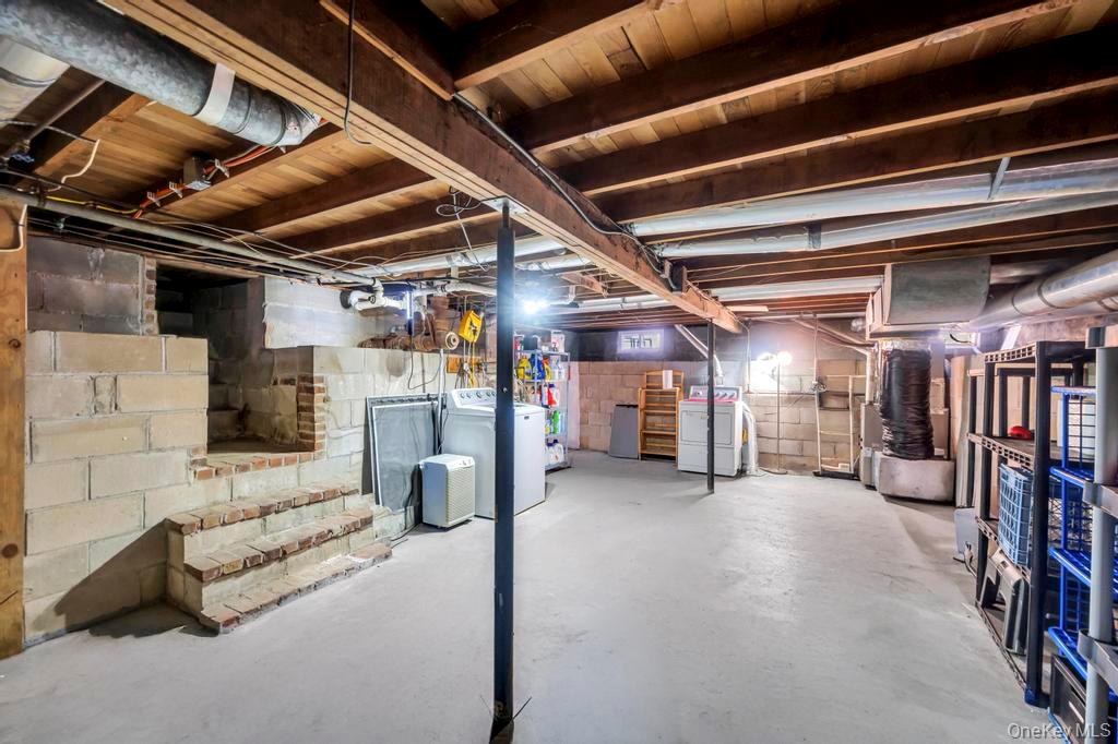 #20 photo, 14 Weichers Street, Ronkonkoma , NY 11779