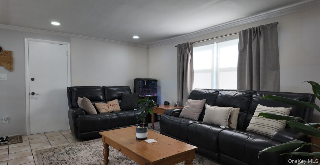 #17 photo, 175 Hamilton Avenue, Island Park , NY 11558