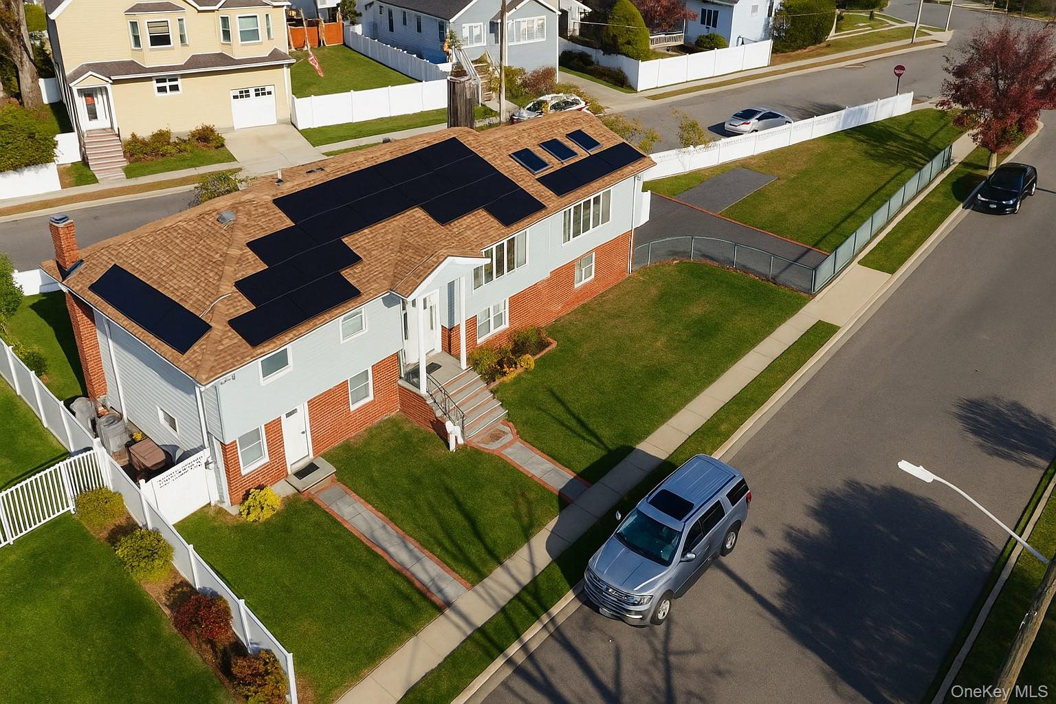 #2 photo, 175 Hamilton Avenue, Island Park , NY 11558