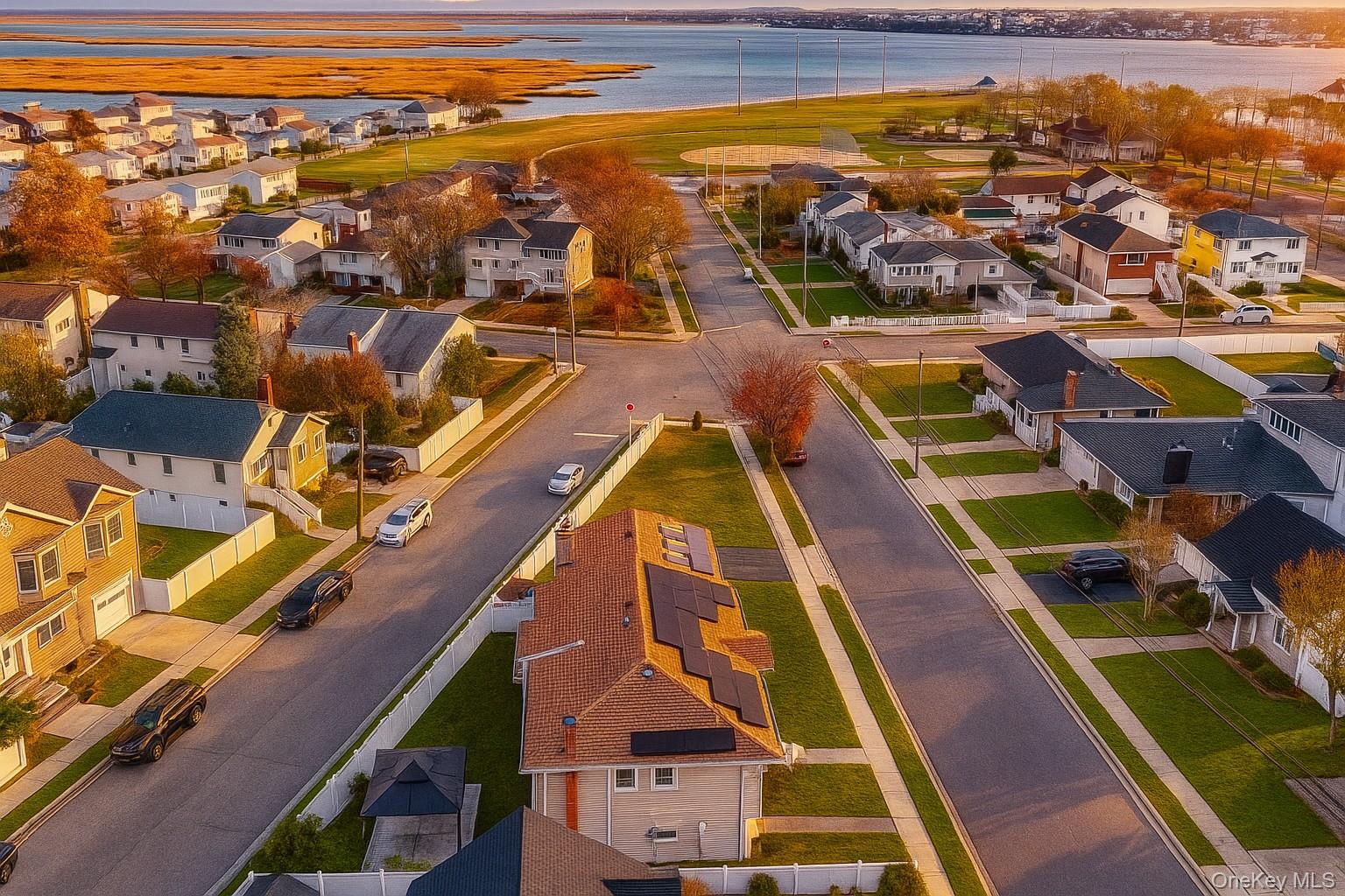 #3 photo, 175 Hamilton Avenue, Island Park , NY 11558