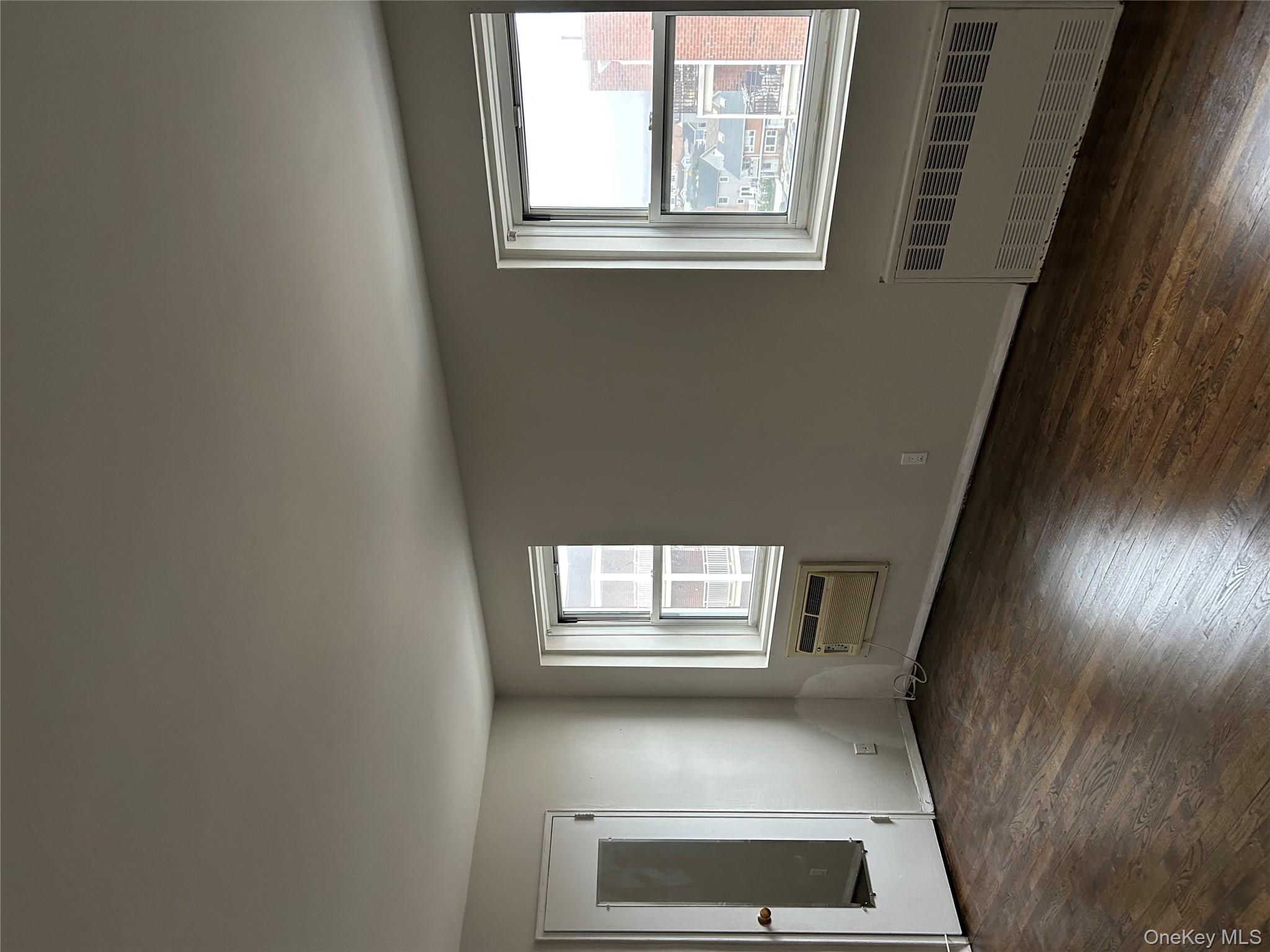 #11 photo, 750 Shore Road, Long Beach , NY 11561