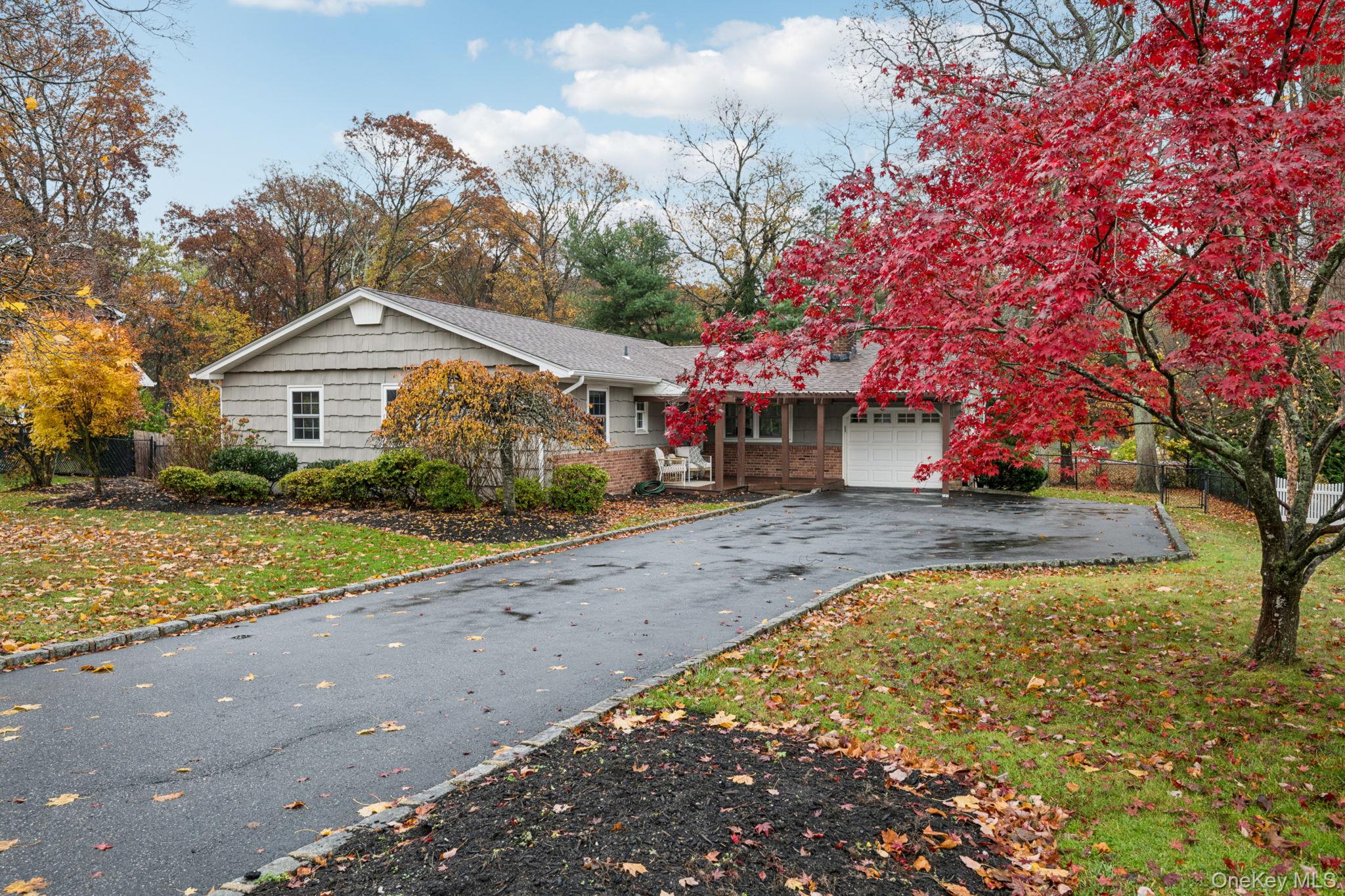 #1 photo, 8 Storyland Lane, East Setauket , NY 11733