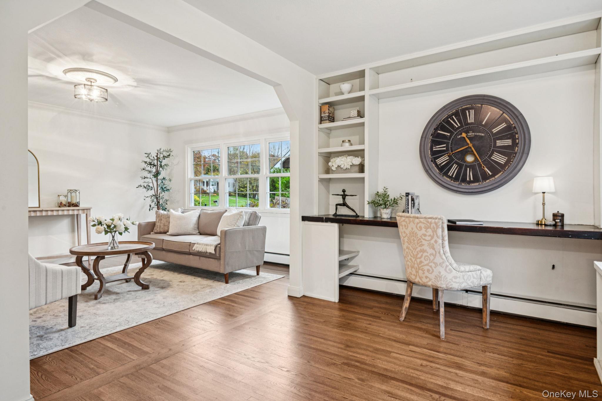 #13 photo, 8 Storyland Lane, East Setauket , NY 11733