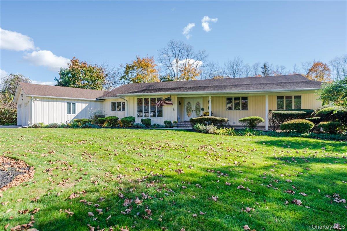 #1 photo, 8 Penn Drive, Dix Hills , NY 11746