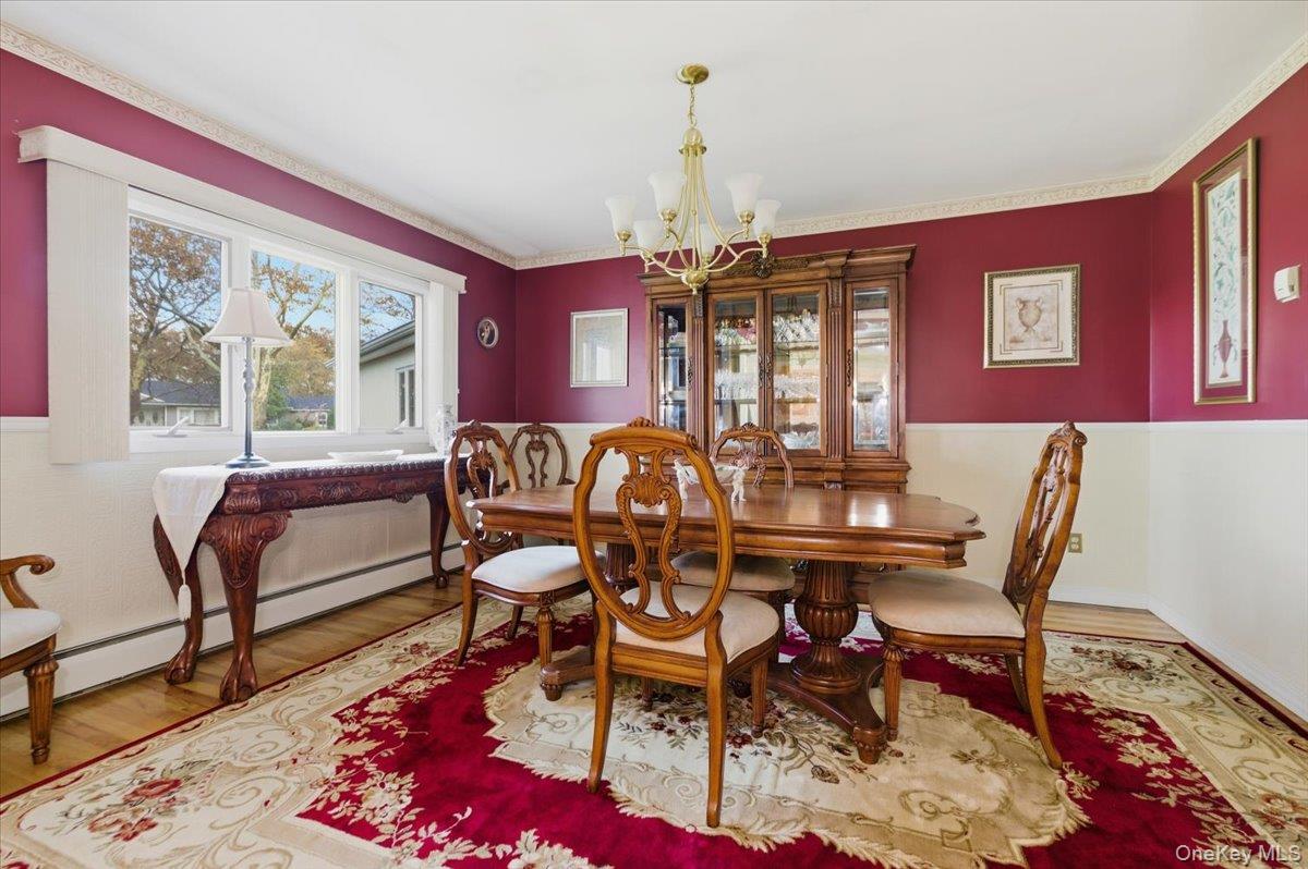 #8 photo, 8 Penn Drive, Dix Hills , NY 11746