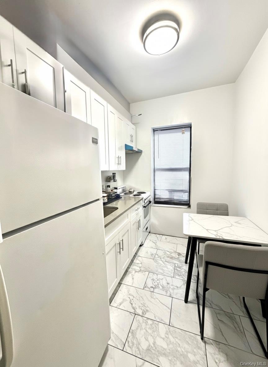 #1 photo, 90-04 Jamaica Avenue, Woodhaven , NY 11421