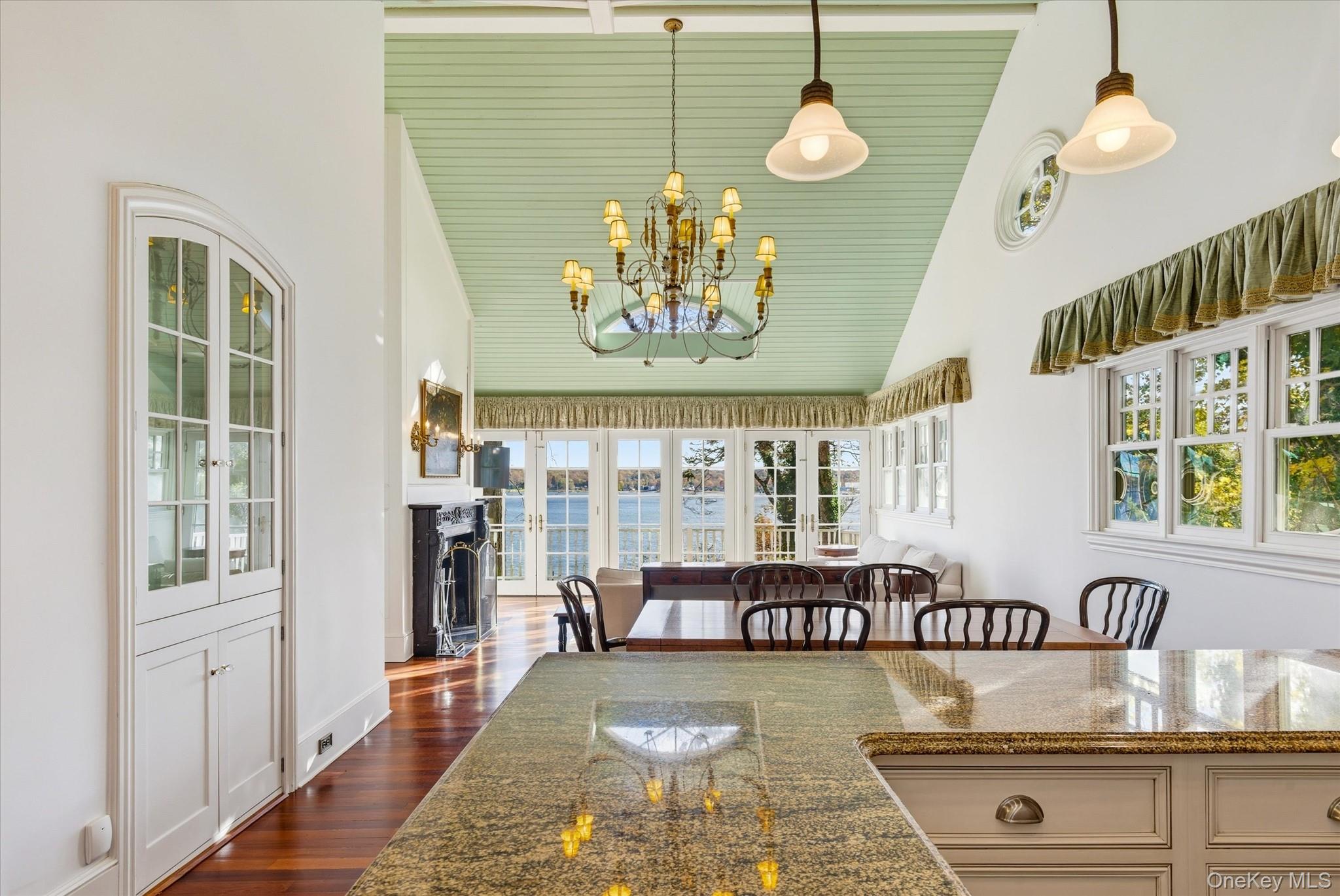 #11 photo, 508 Centre Island, Oyster Bay , NY 11771