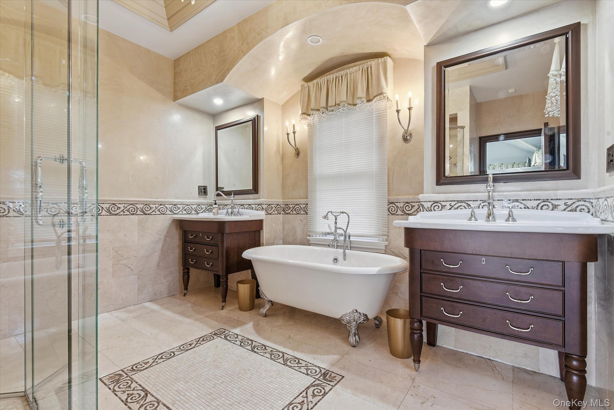 #15 photo, 508 Centre Island, Oyster Bay , NY 11771