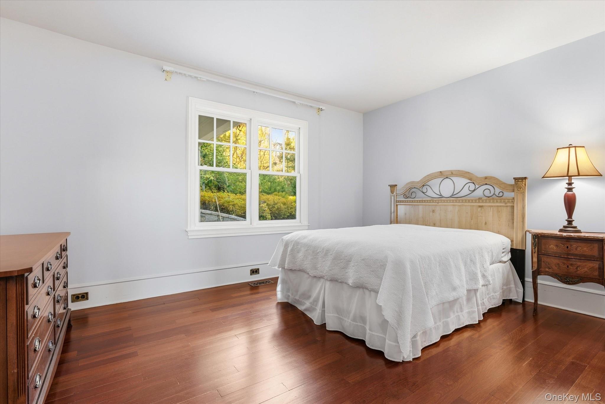 #18 photo, 508 Centre Island, Oyster Bay , NY 11771