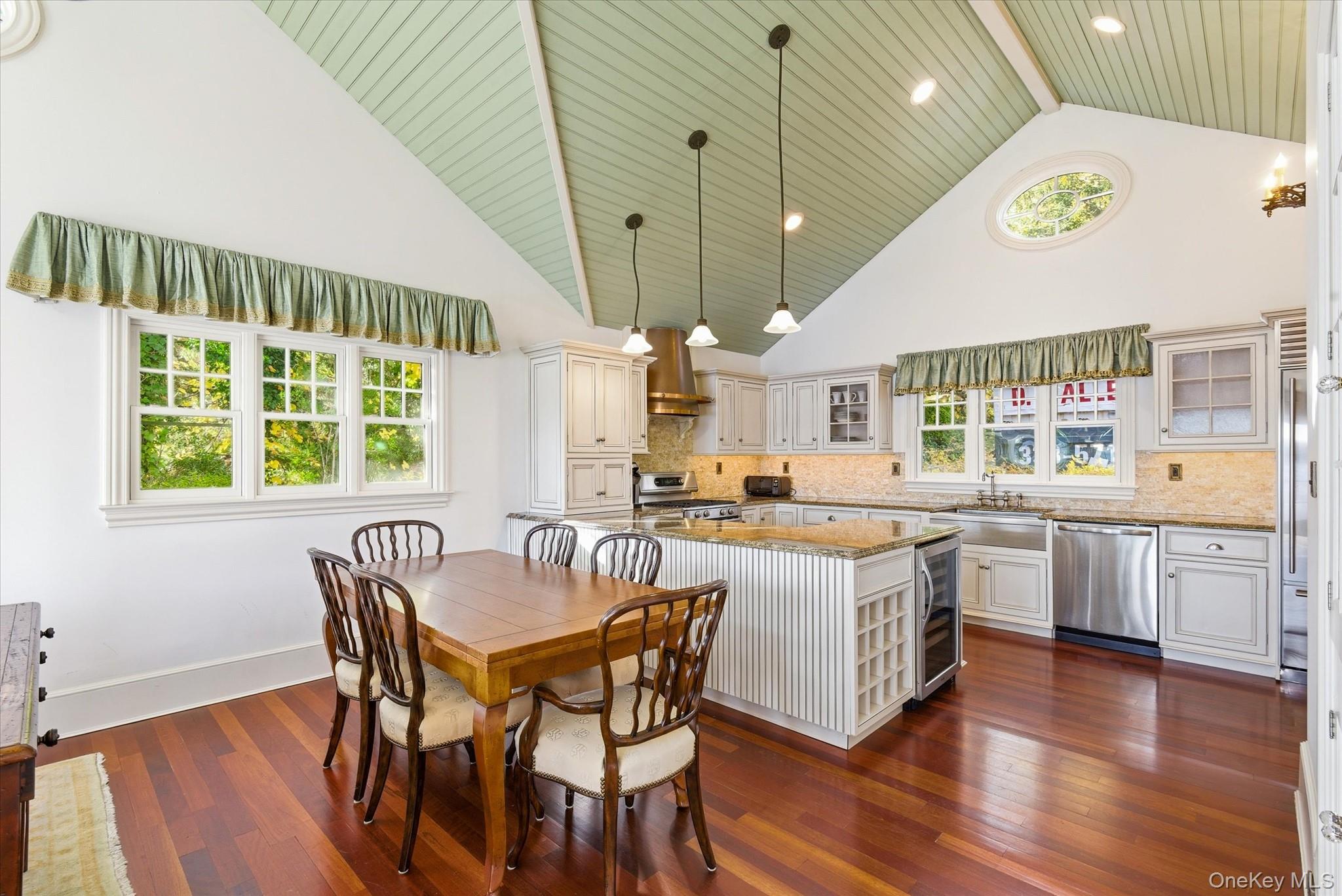 #8 photo, 508 Centre Island, Oyster Bay , NY 11771