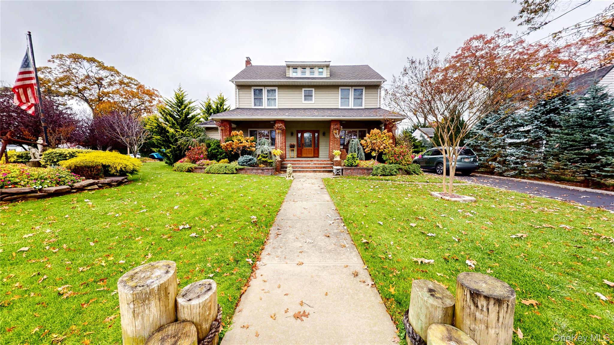 #1 photo, 725 Scranton Avenue, East Rockaway , NY 11518