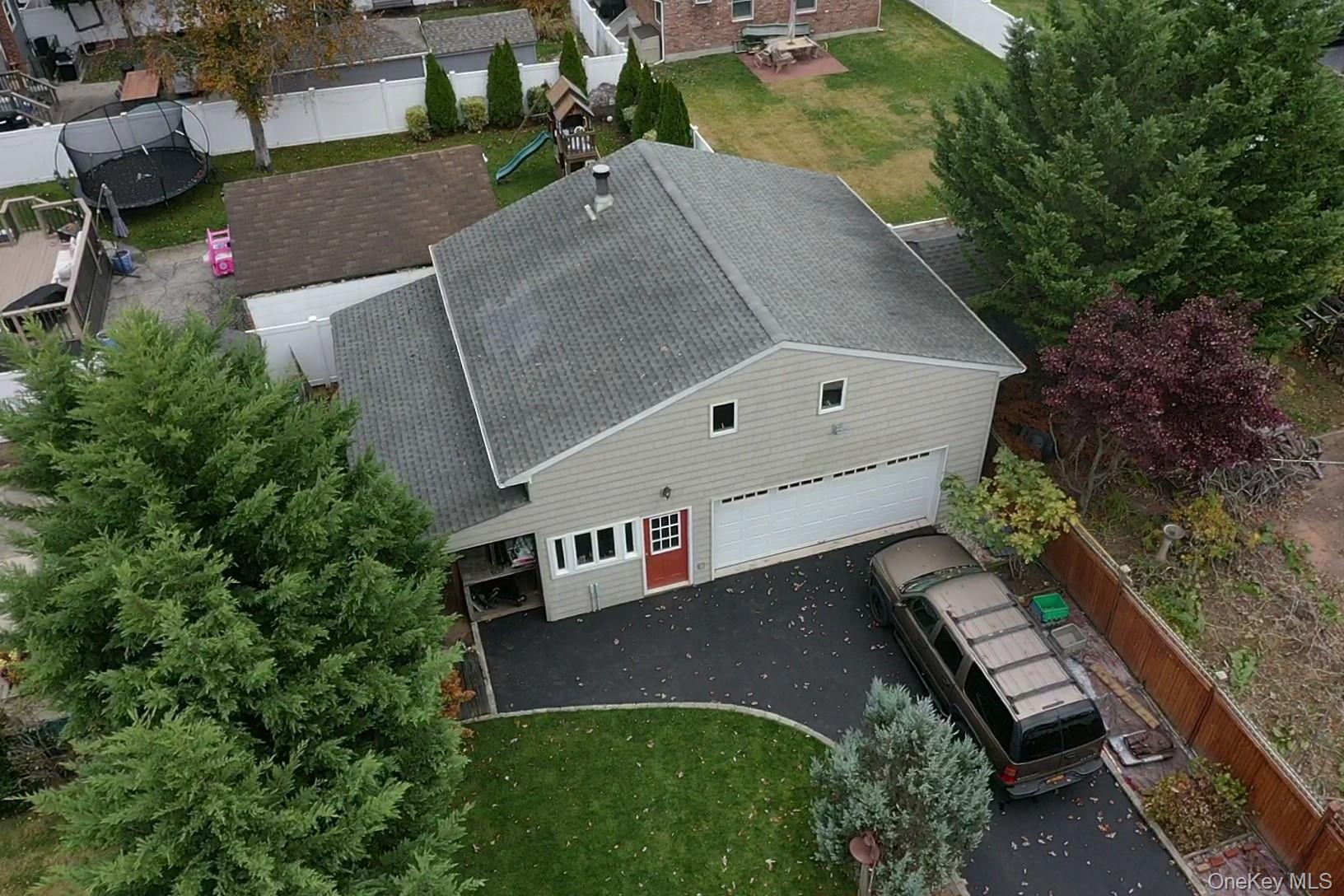 #14 photo, 725 Scranton Avenue, East Rockaway , NY 11518