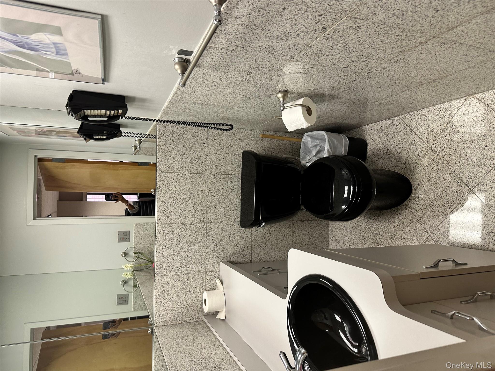 #2 photo, 175 N Central Avenue, Valley Stream , NY 11580