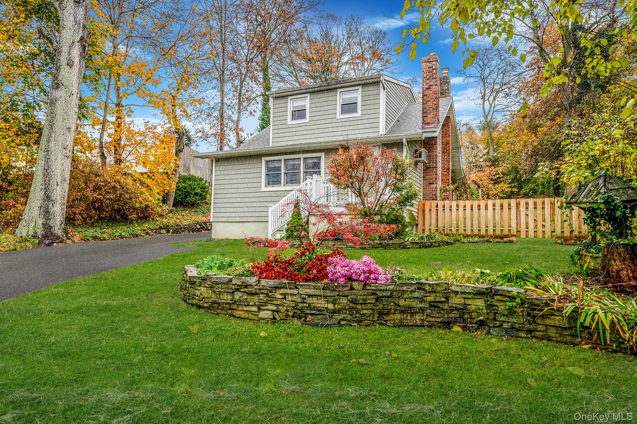 #1 photo, 291 Terry Road, Smithtown , NY 11787