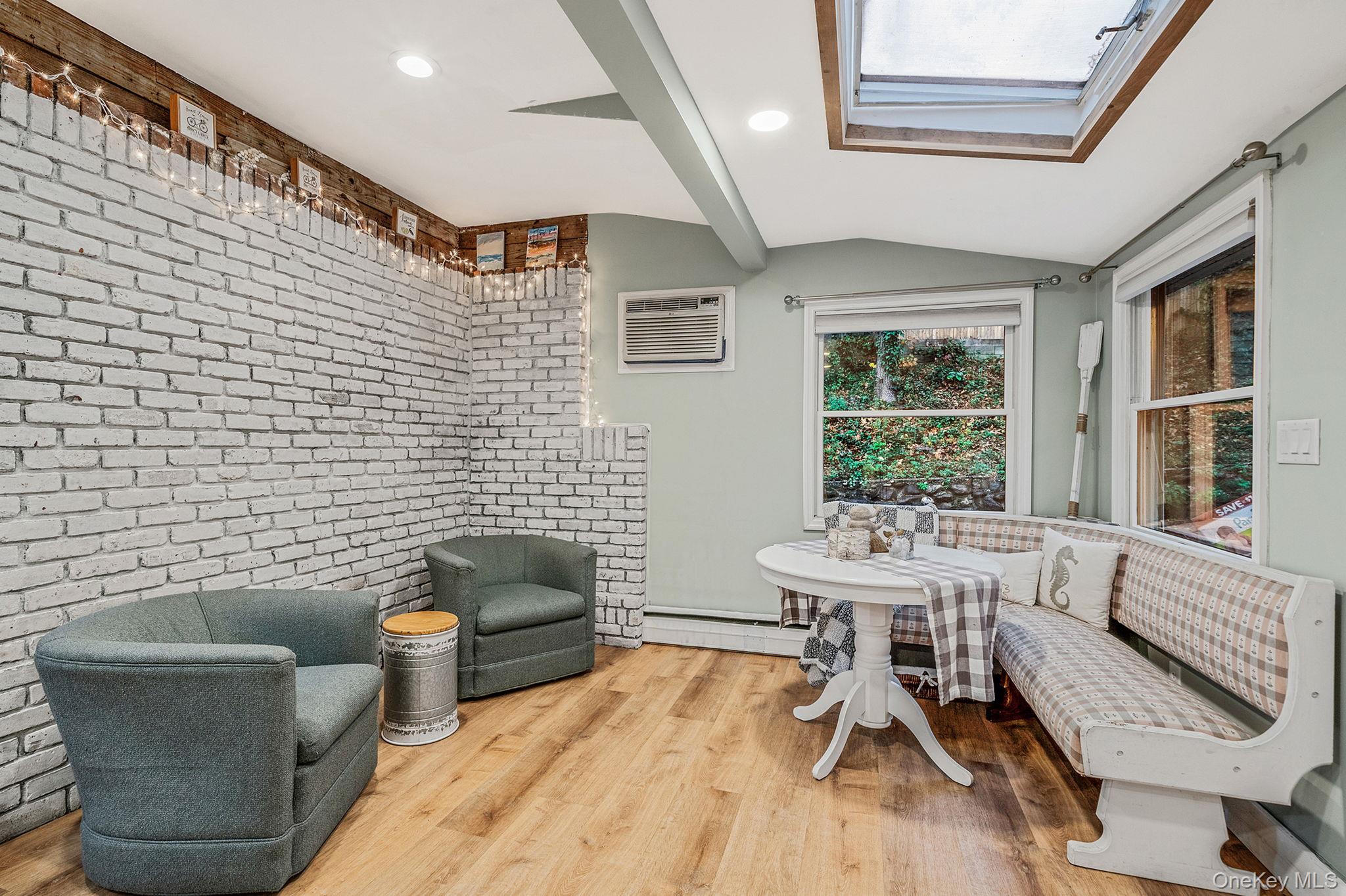 #15 photo, 291 Terry Road, Smithtown , NY 11787