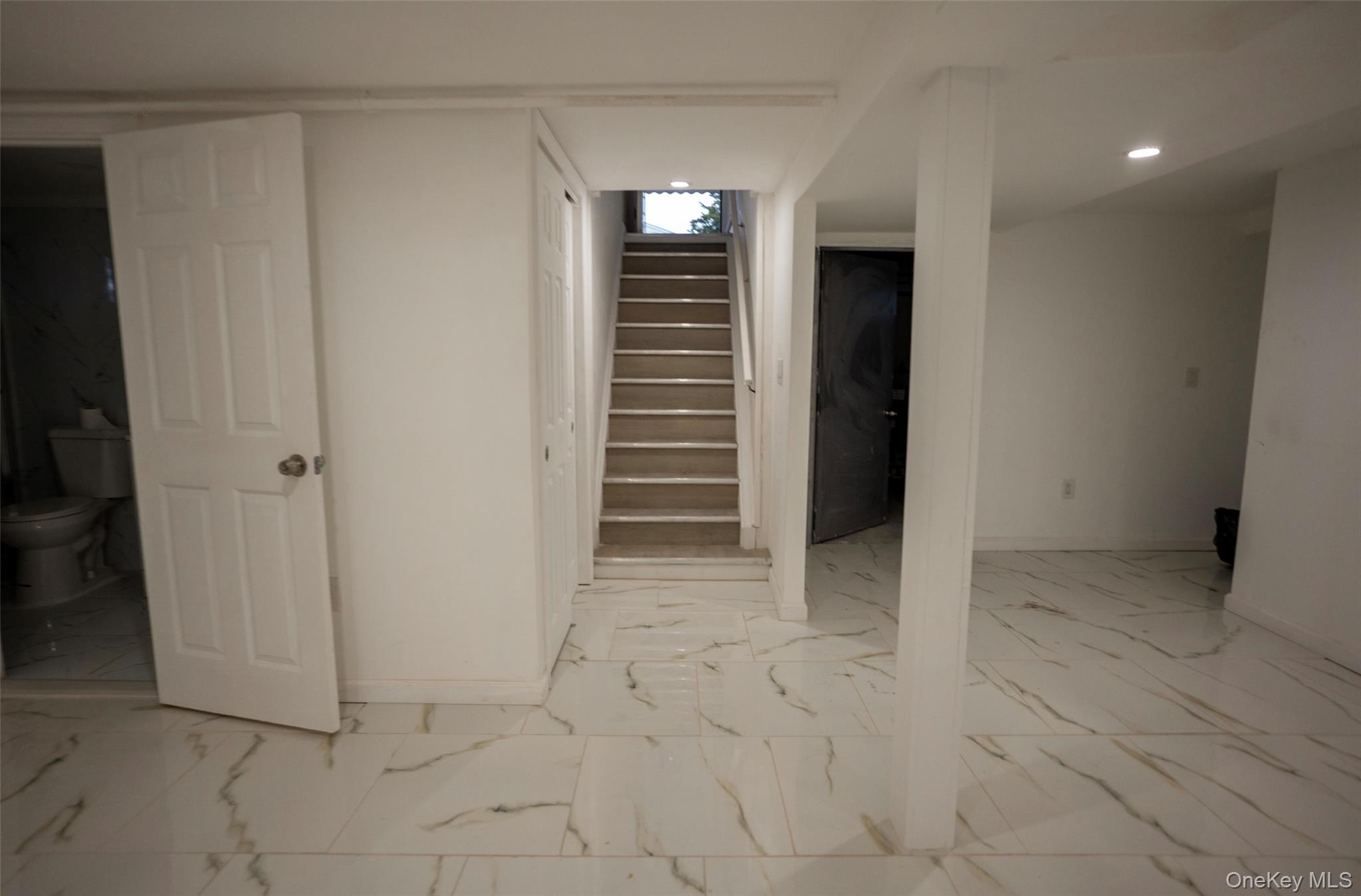 #20 photo, 95 Harold Avenue, Hempstead , NY 11550