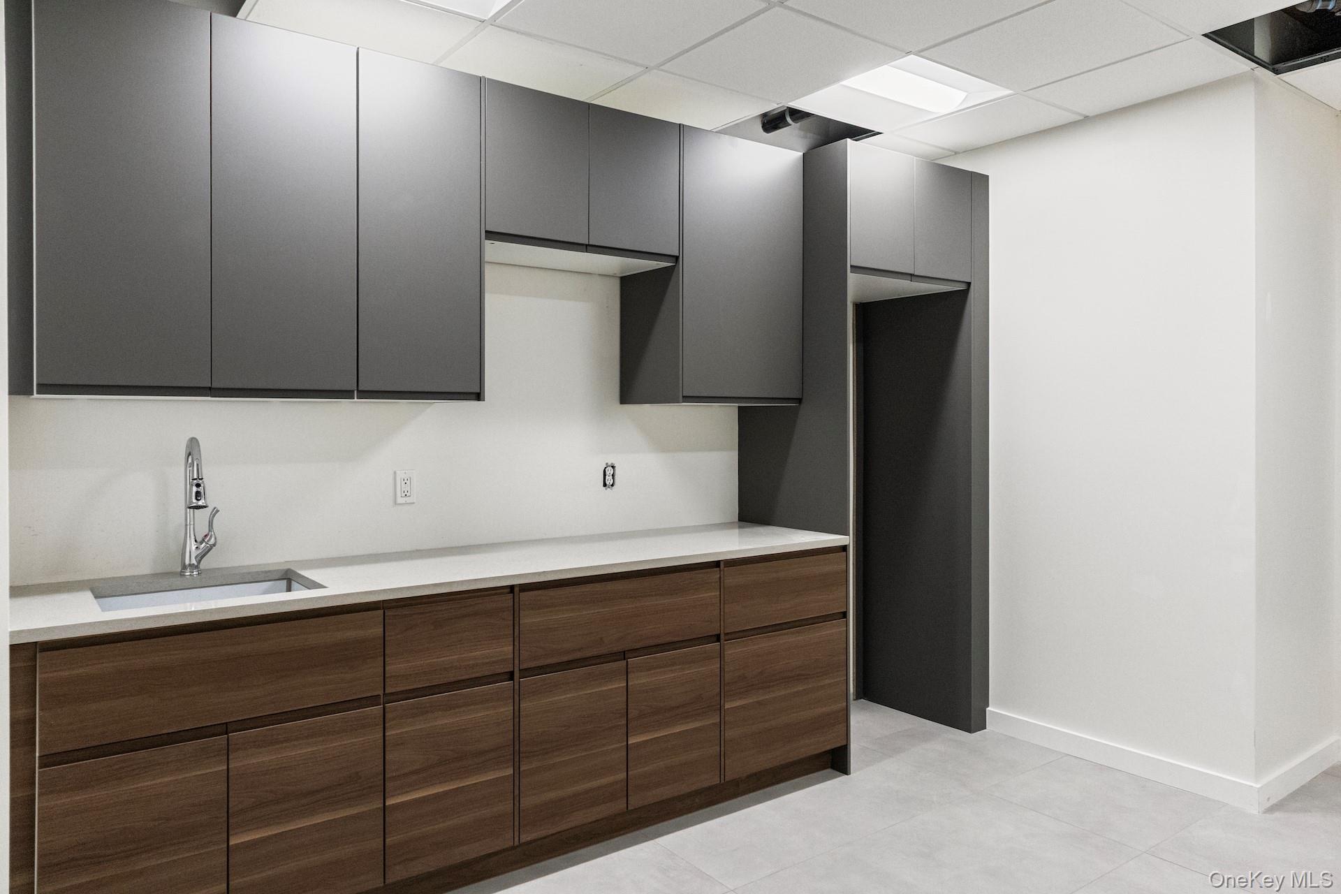 #8 photo, 1051 Franklin Avenue, Garden City , NY 11530