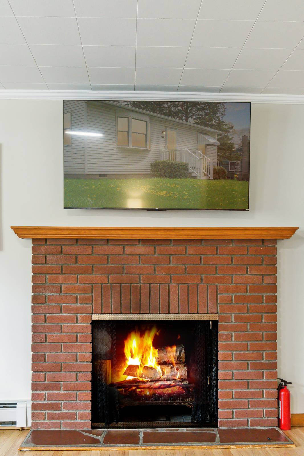 #3 photo, 108 Spring St, Catskill , NY 12414