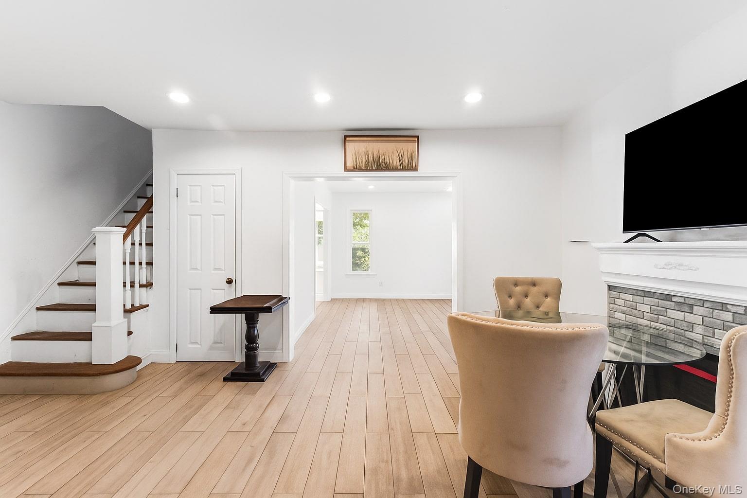 #8 photo, 194-06 109th Avenue, Saint Albans , NY 11412