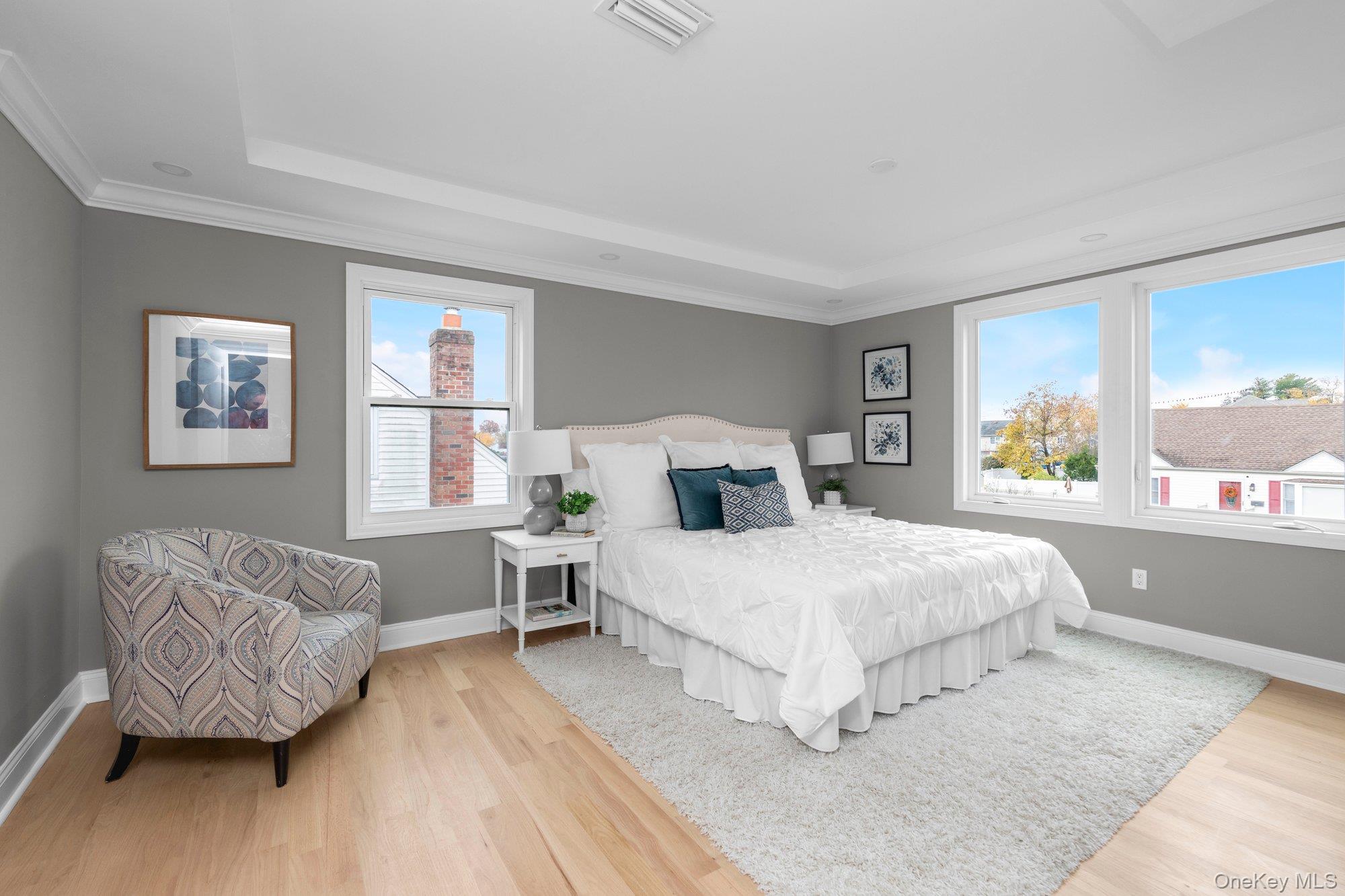 #16 photo, 13 Garden Boulevard, Hicksville , NY 11801