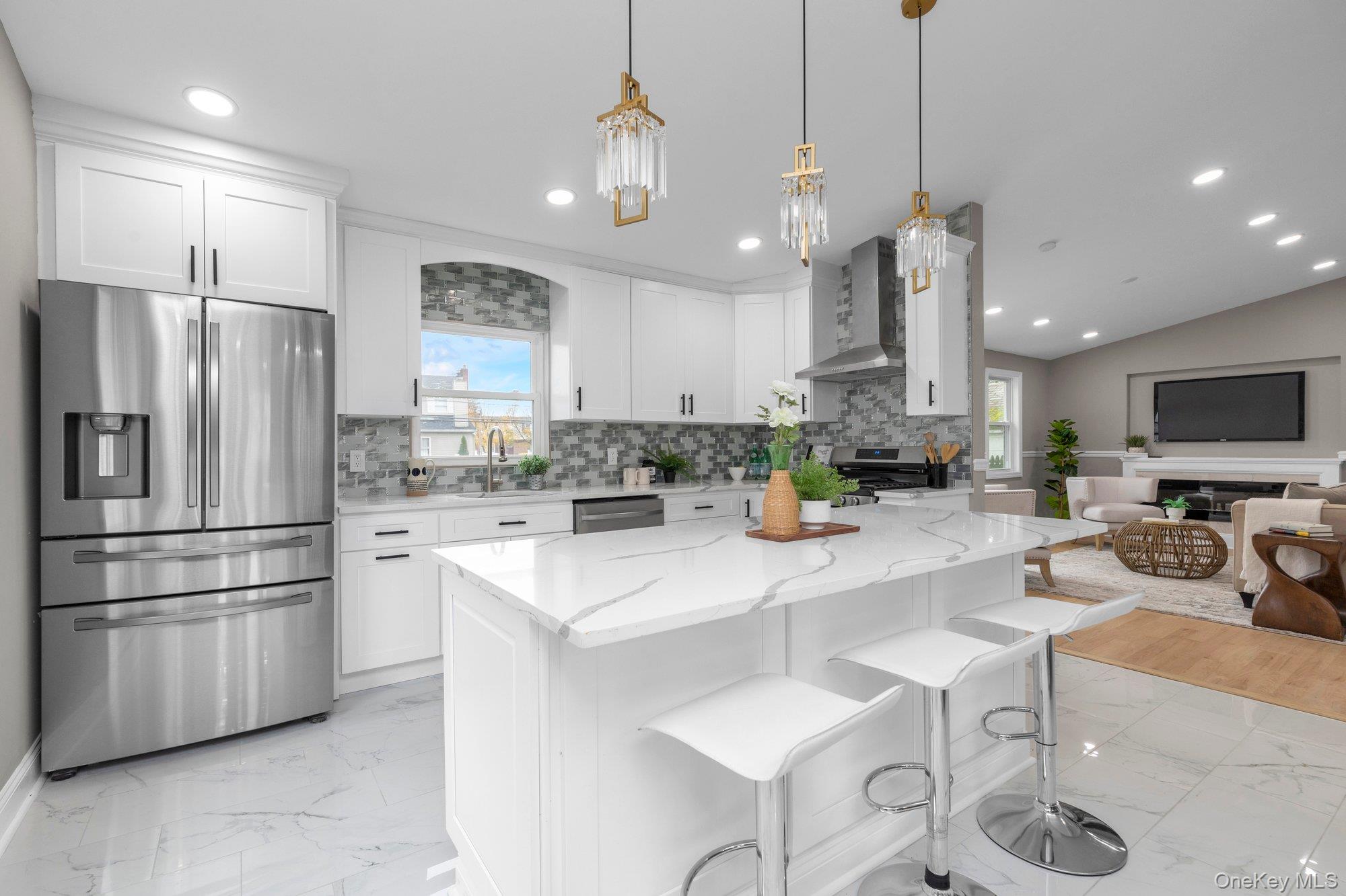 #5 photo, 13 Garden Boulevard, Hicksville , NY 11801