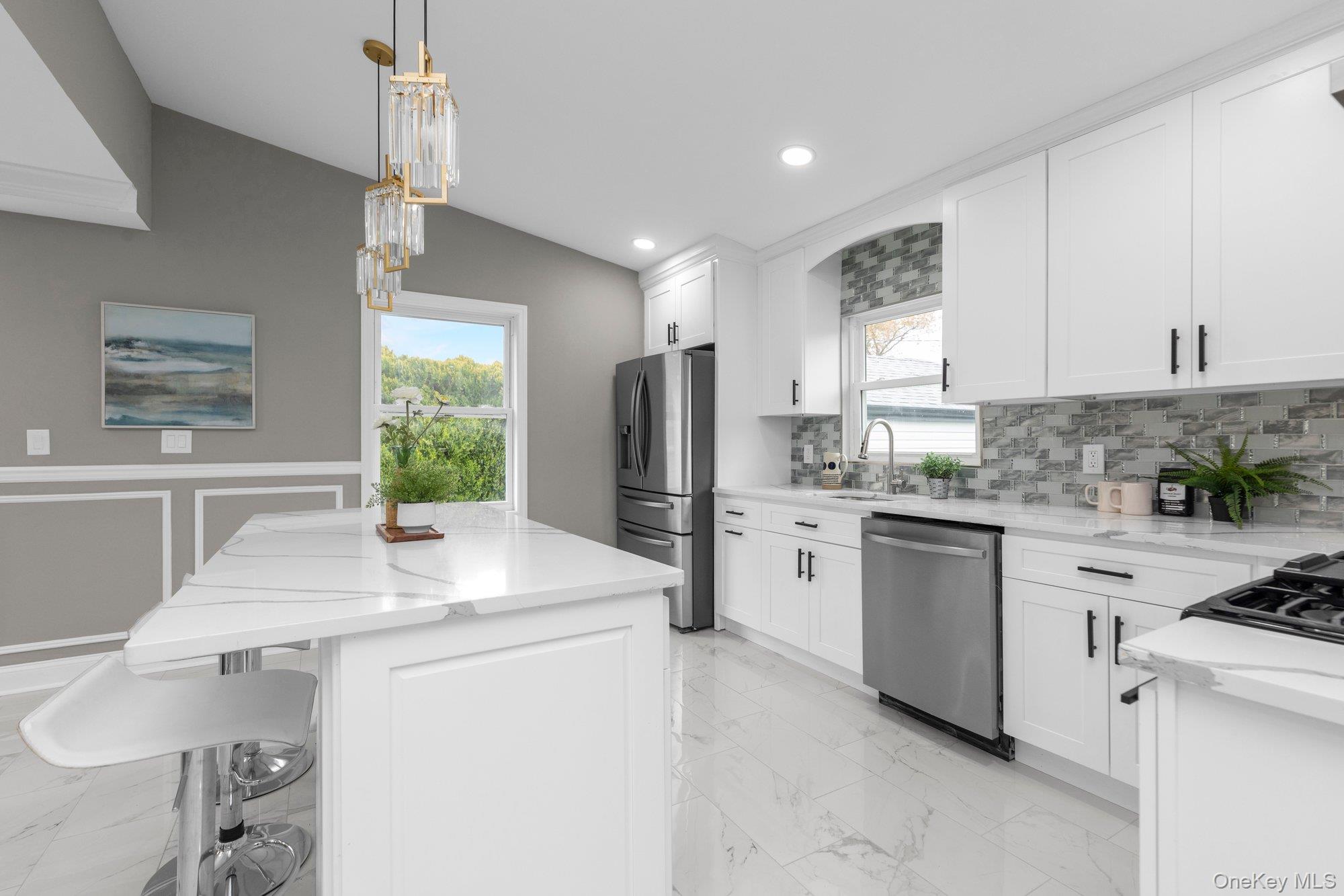 #6 photo, 13 Garden Boulevard, Hicksville , NY 11801