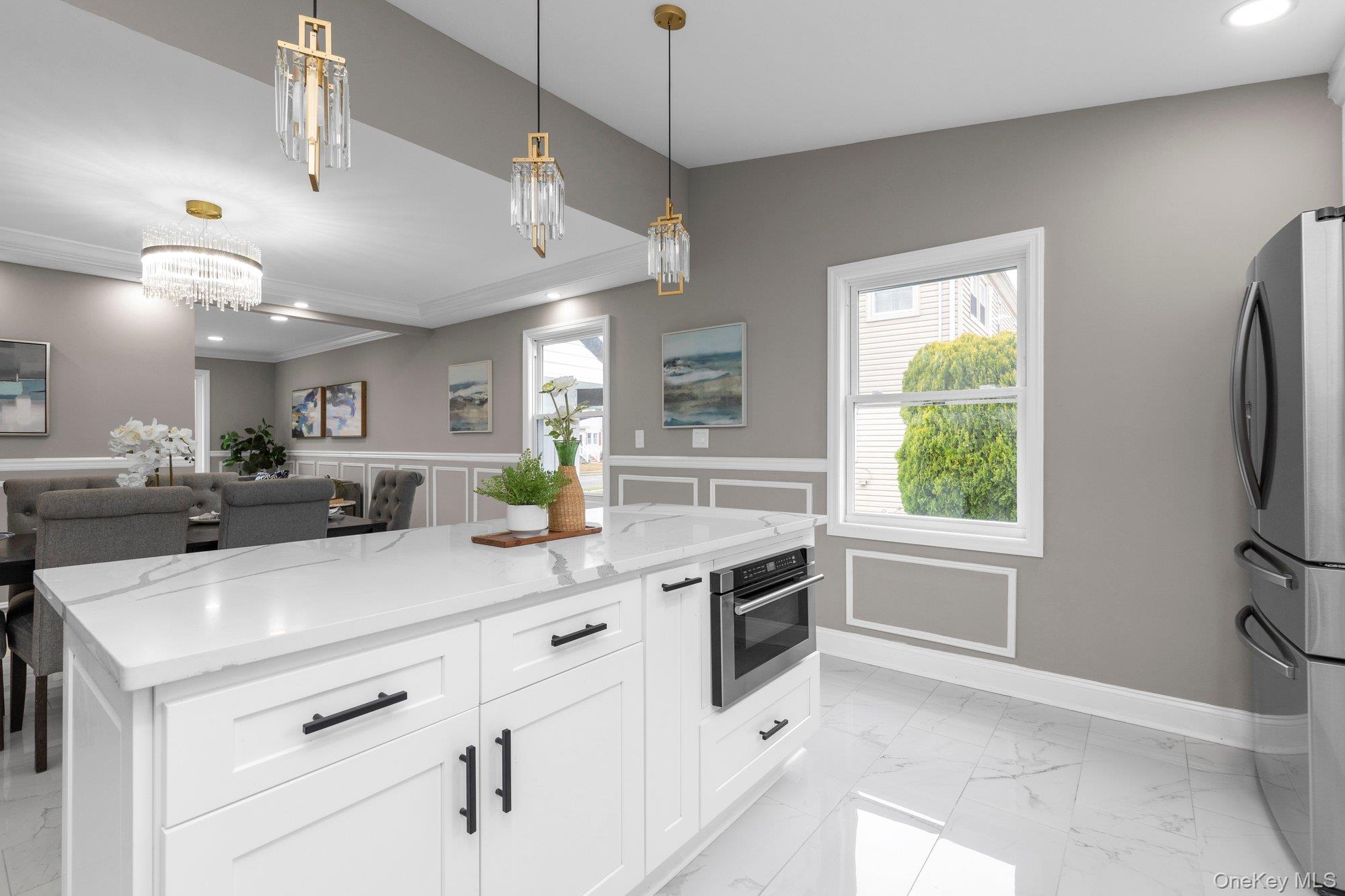 #7 photo, 13 Garden Boulevard, Hicksville , NY 11801