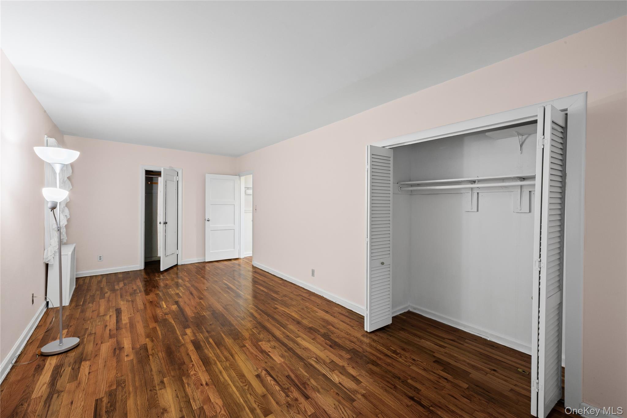 #14 photo, 35 Lipton Lane, Williston Park , NY 11596