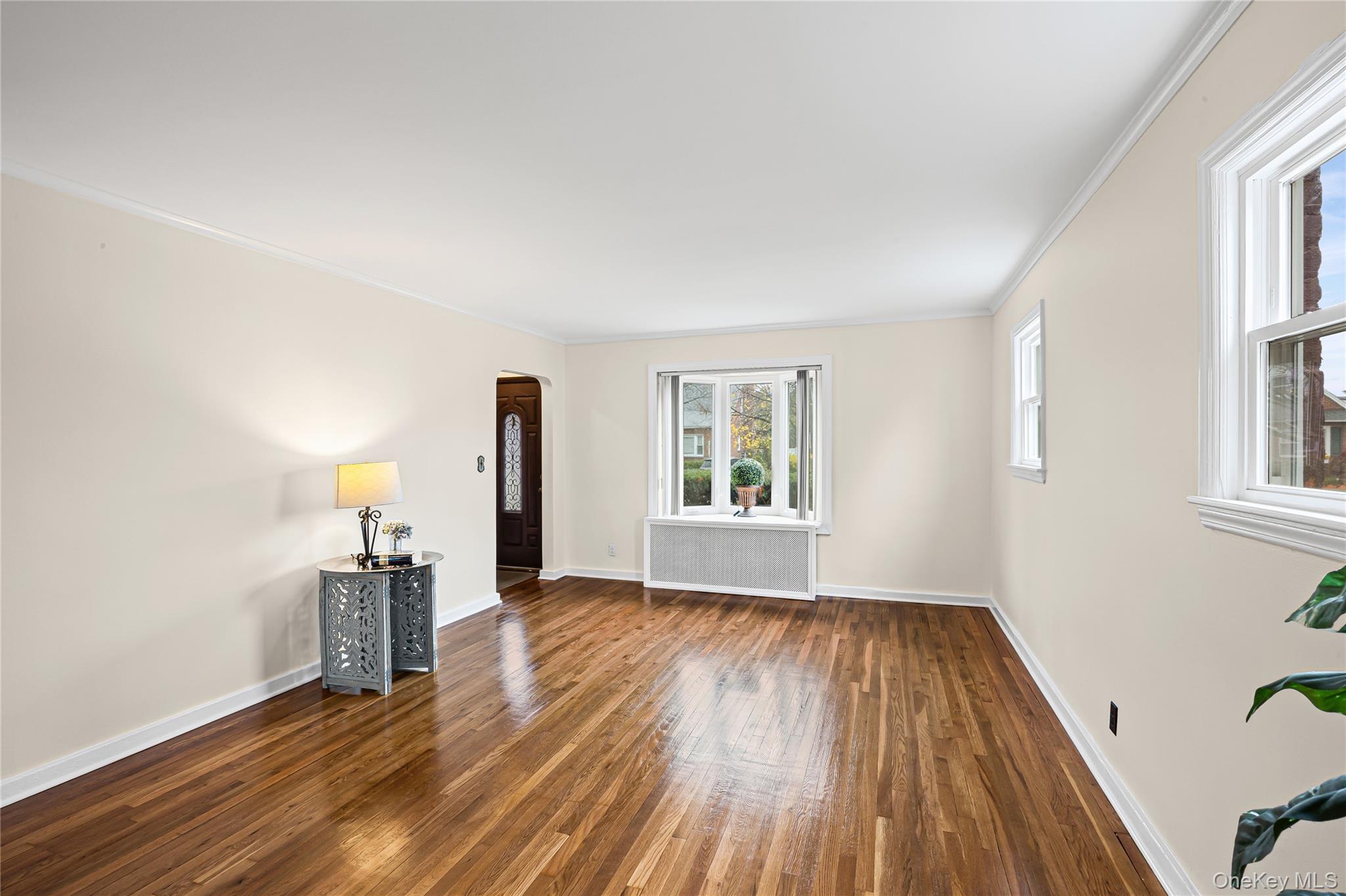 #3 photo, 35 Lipton Lane, Williston Park , NY 11596