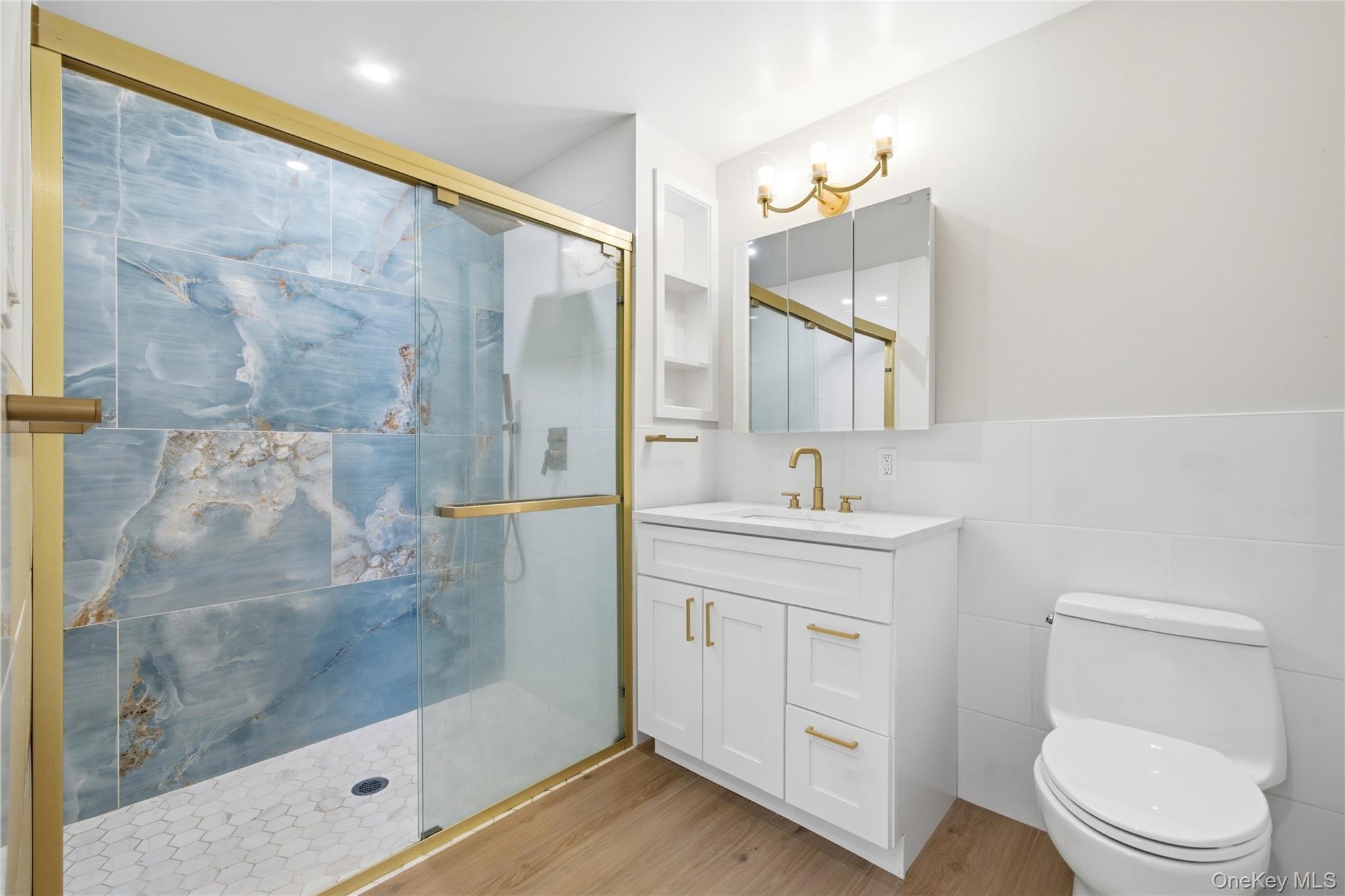 #4 photo, 62 South Street, Oyster Bay , NY 11771