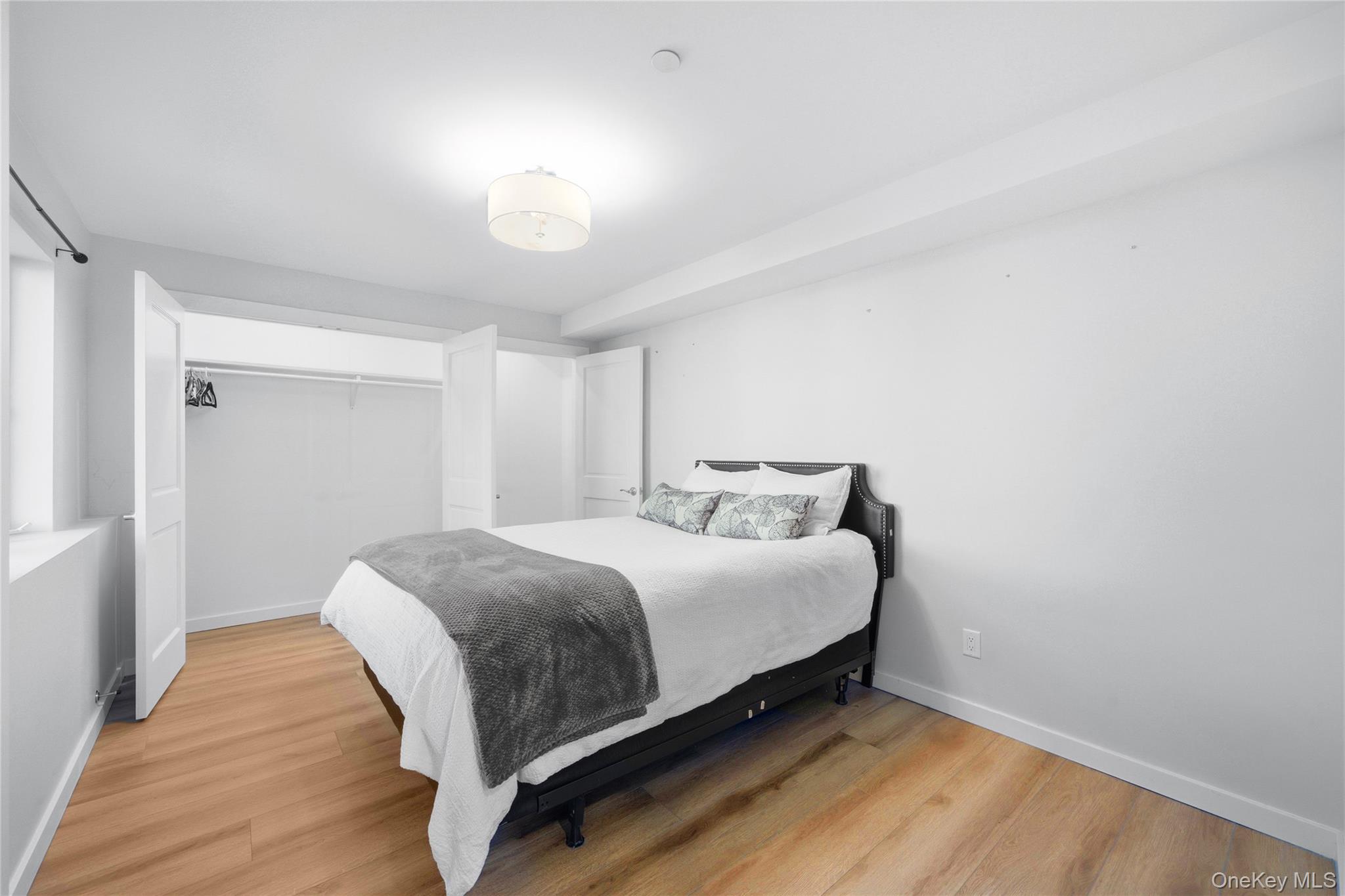 #7 photo, 62 South Street, Oyster Bay , NY 11771