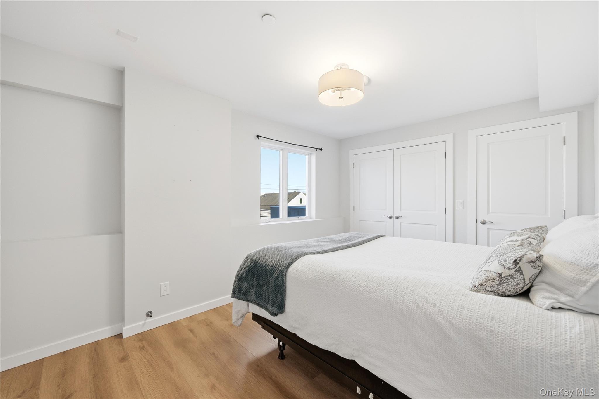 #8 photo, 62 South Street, Oyster Bay , NY 11771