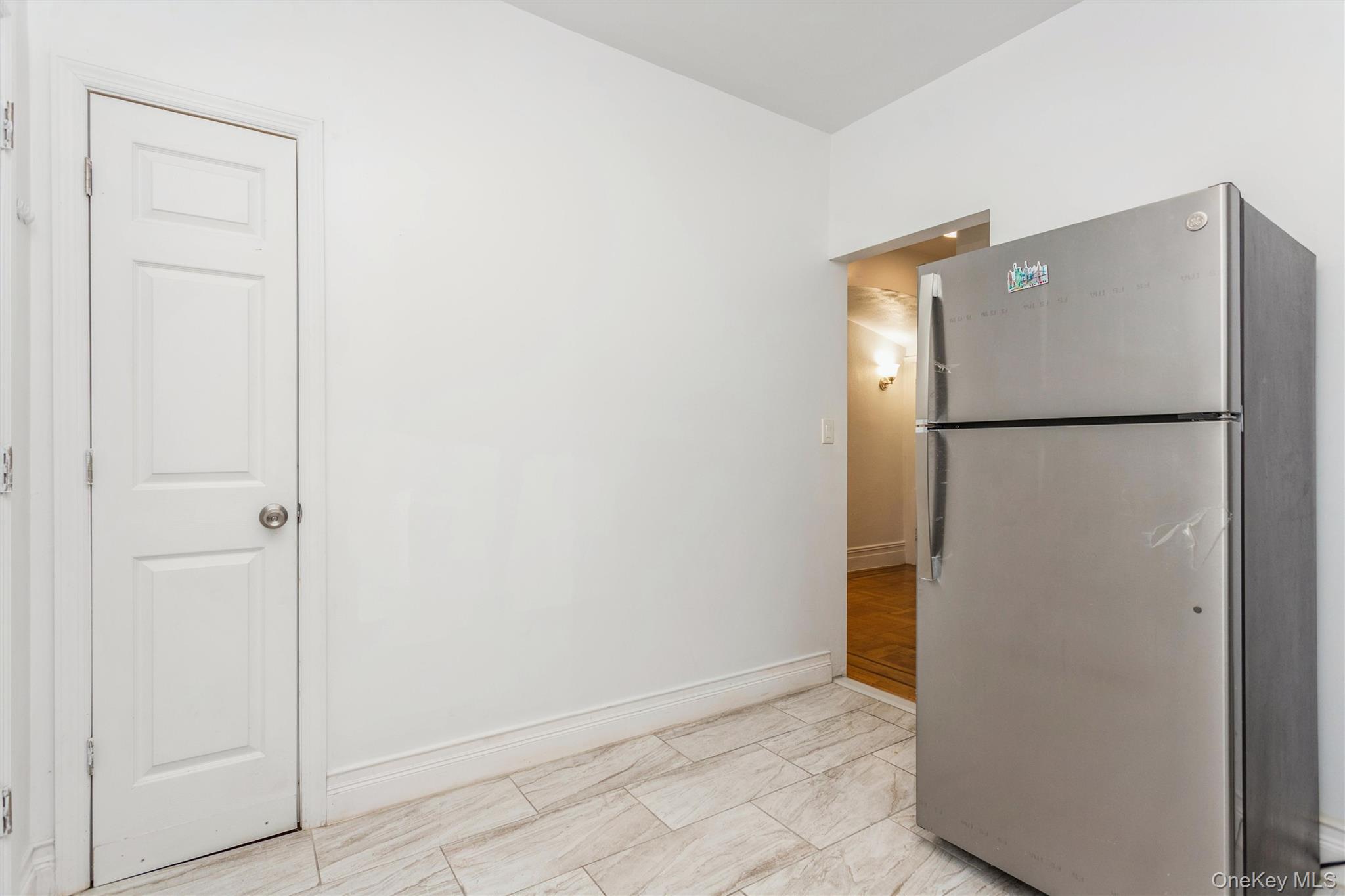 #15 photo, 1646 Radcliff Avenue, Bronx , NY 10462